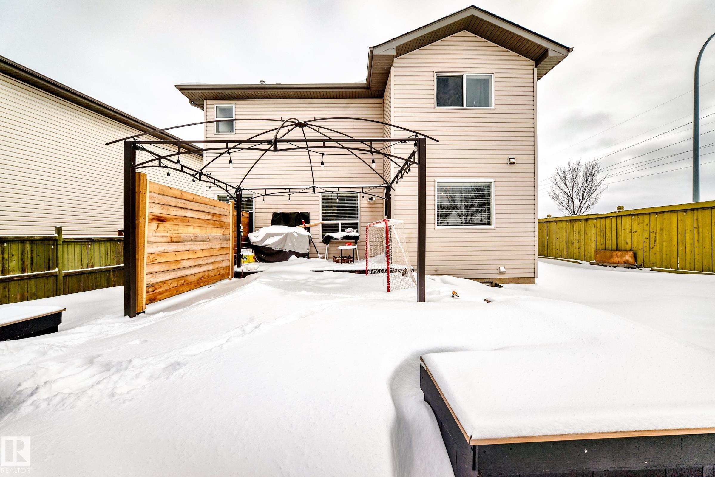 Photo 30 at 15304 138b Street NW, Carlton, Edmonton