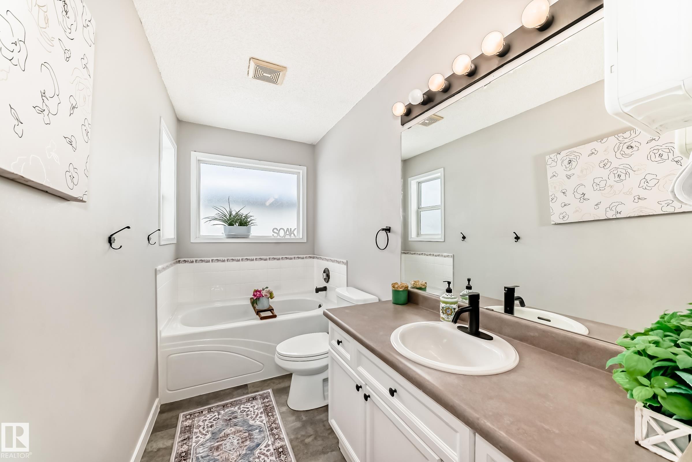 Photo 47 at 15304 138b Street NW, Carlton, Edmonton