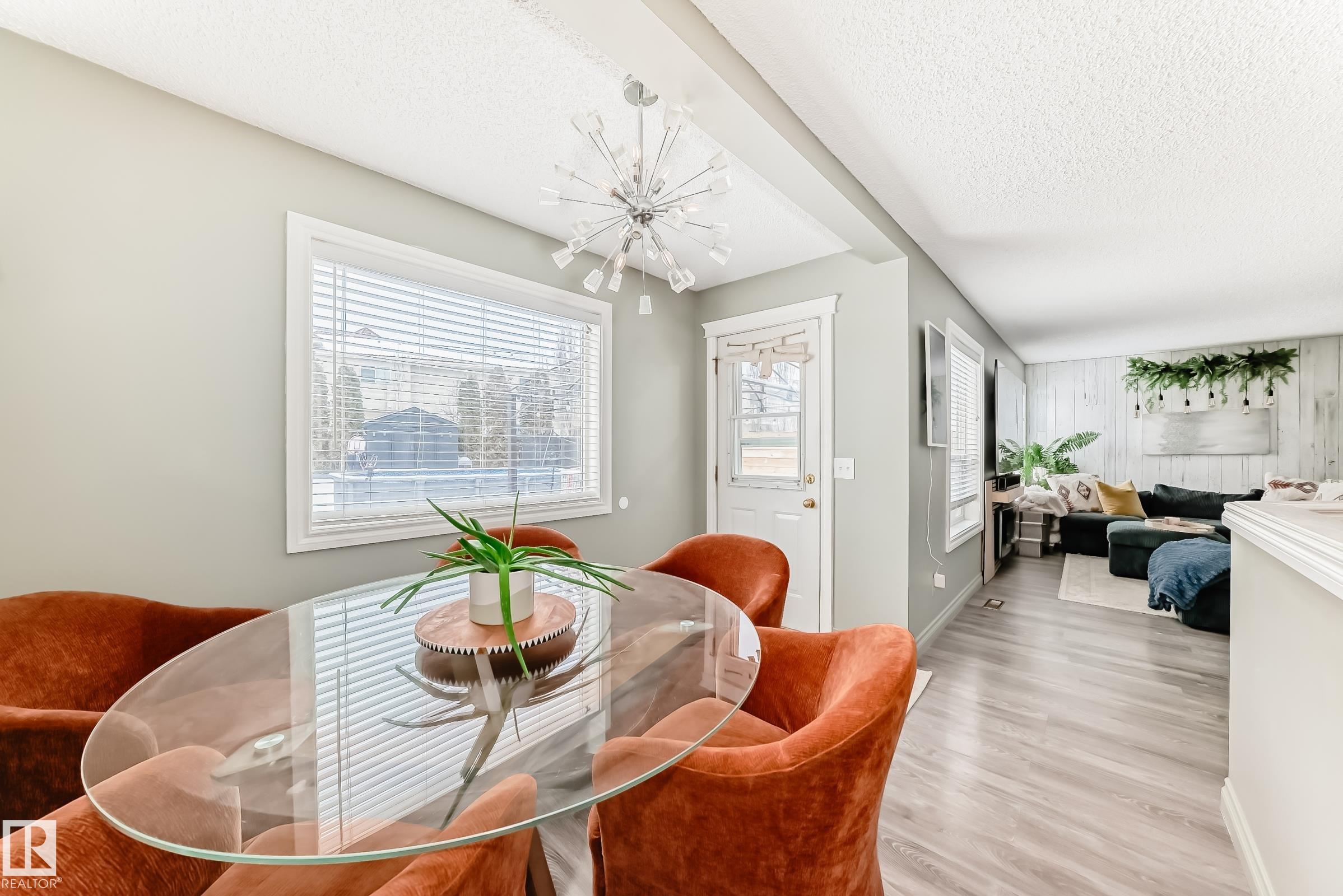 Photo 10 at 15304 138b Street NW, Carlton, Edmonton