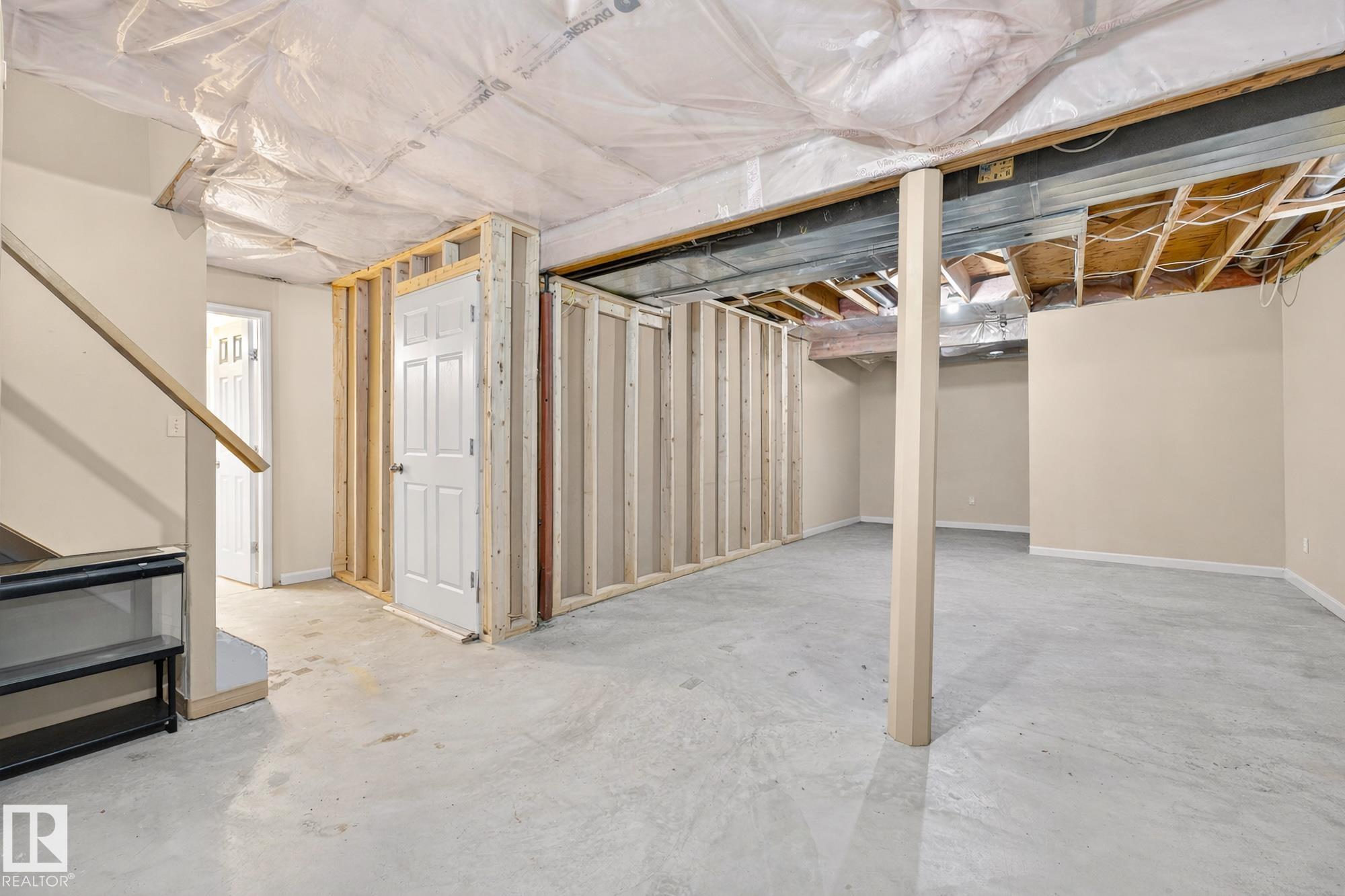 Photo 21 at 4027 31 Street NW, Larkspur, Edmonton