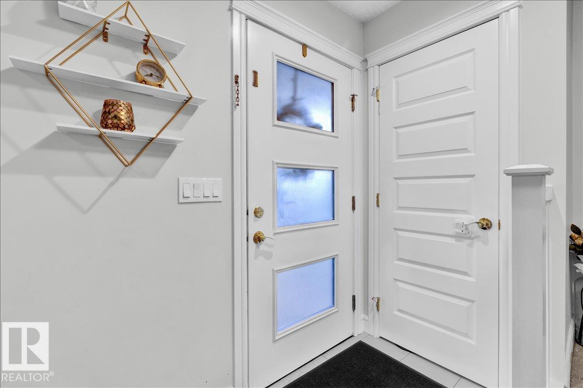 6489 King Wynd SW, Keswick, Edmonton