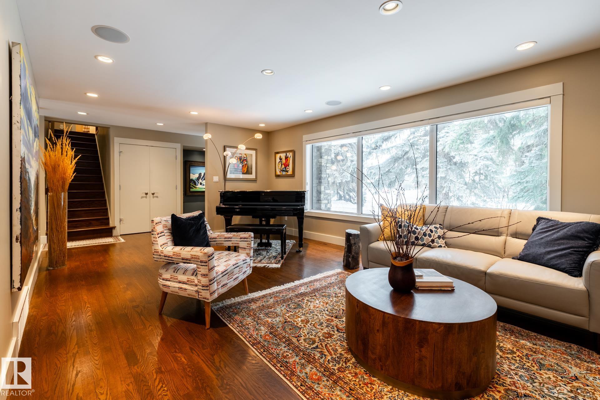 Photo 10 at 14019 88 Avenue NW, Parkview, Edmonton