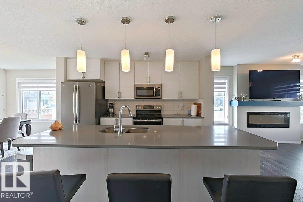 Photo 8 at 4303 Prowse Link SW, Paisley, Edmonton