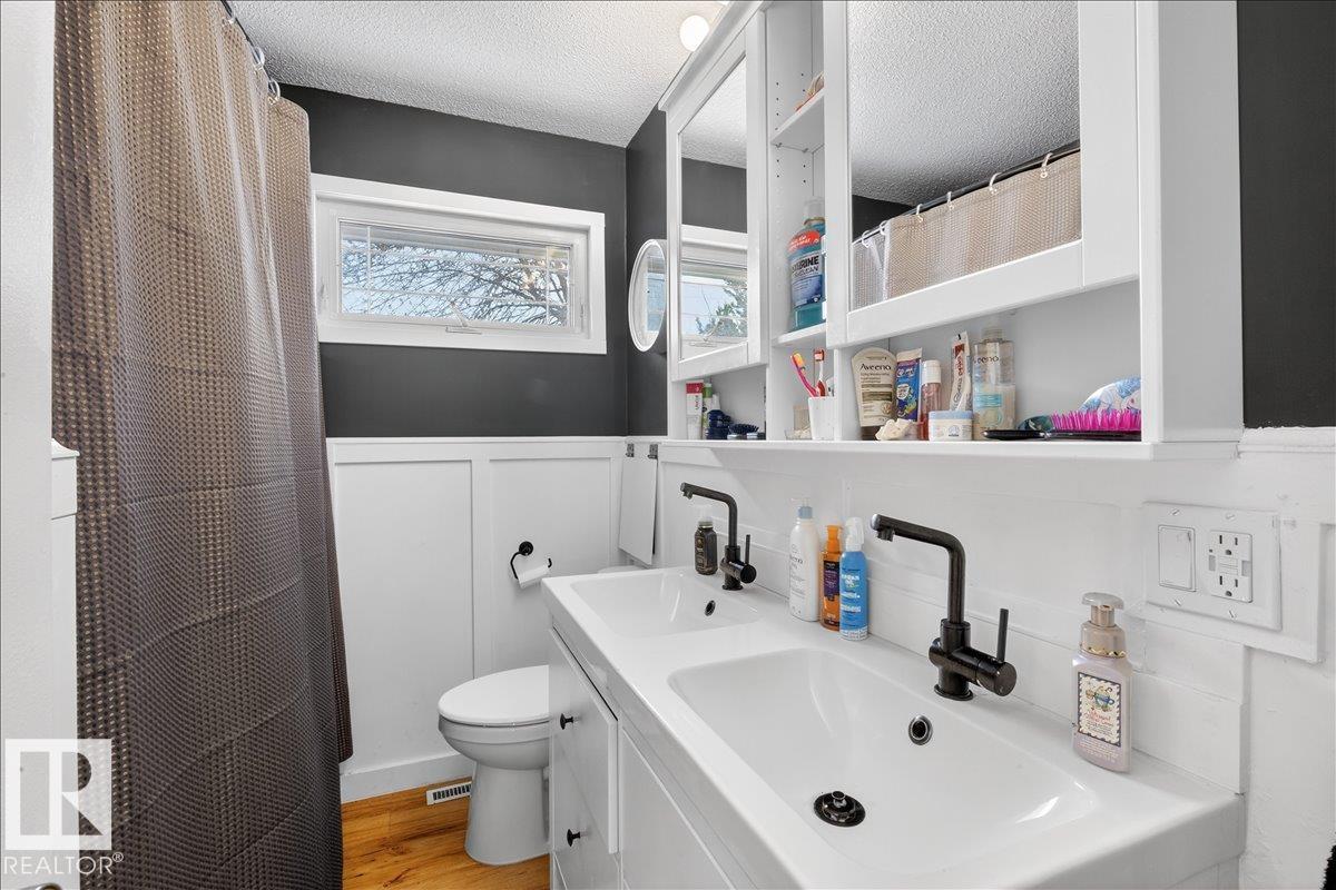 Photo 33 at 7108 92a Avenue NW, Ottewell, Edmonton