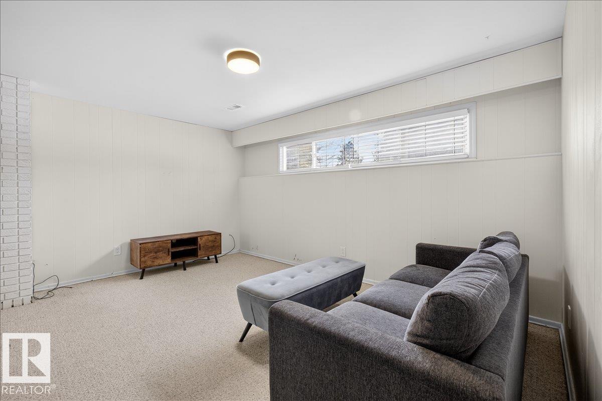 Photo 36 at 7108 92a Avenue NW, Ottewell, Edmonton