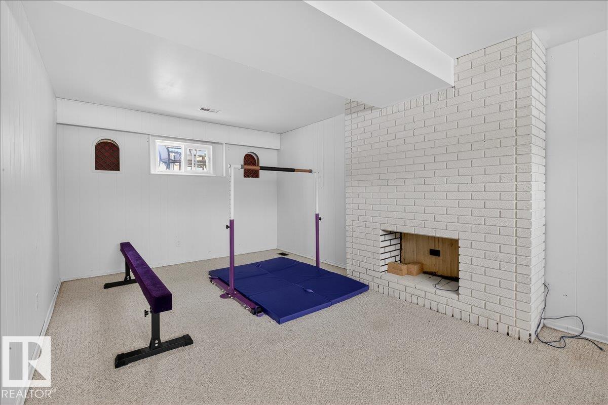 Photo 39 at 7108 92a Avenue NW, Ottewell, Edmonton