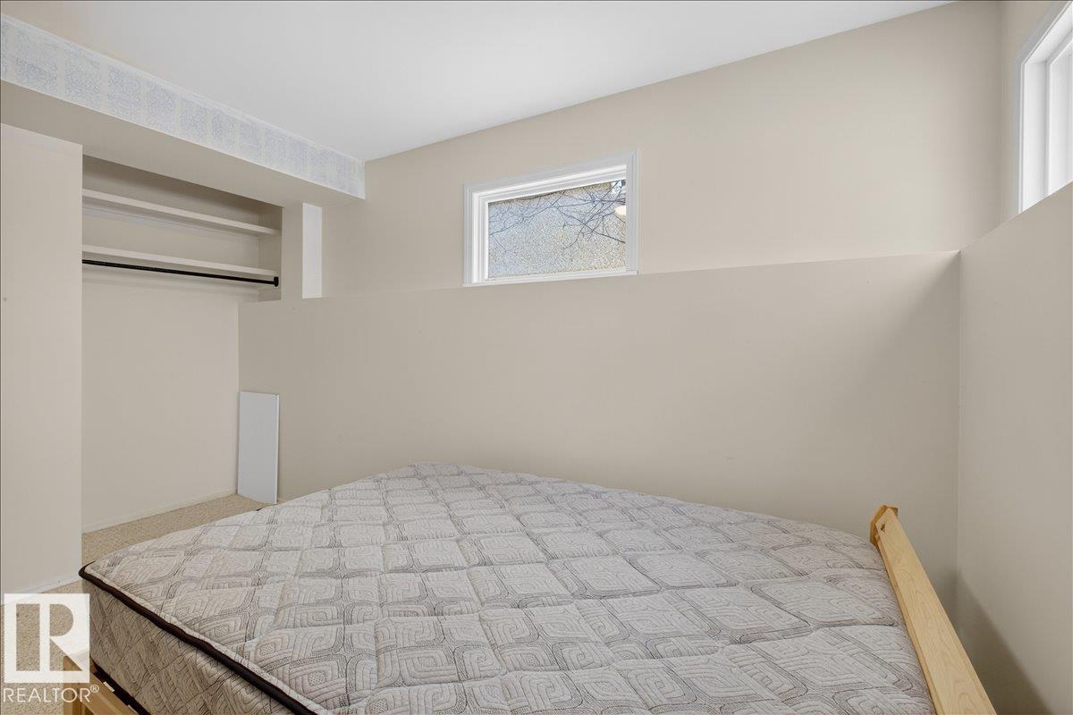 Photo 41 at 7108 92a Avenue NW, Ottewell, Edmonton