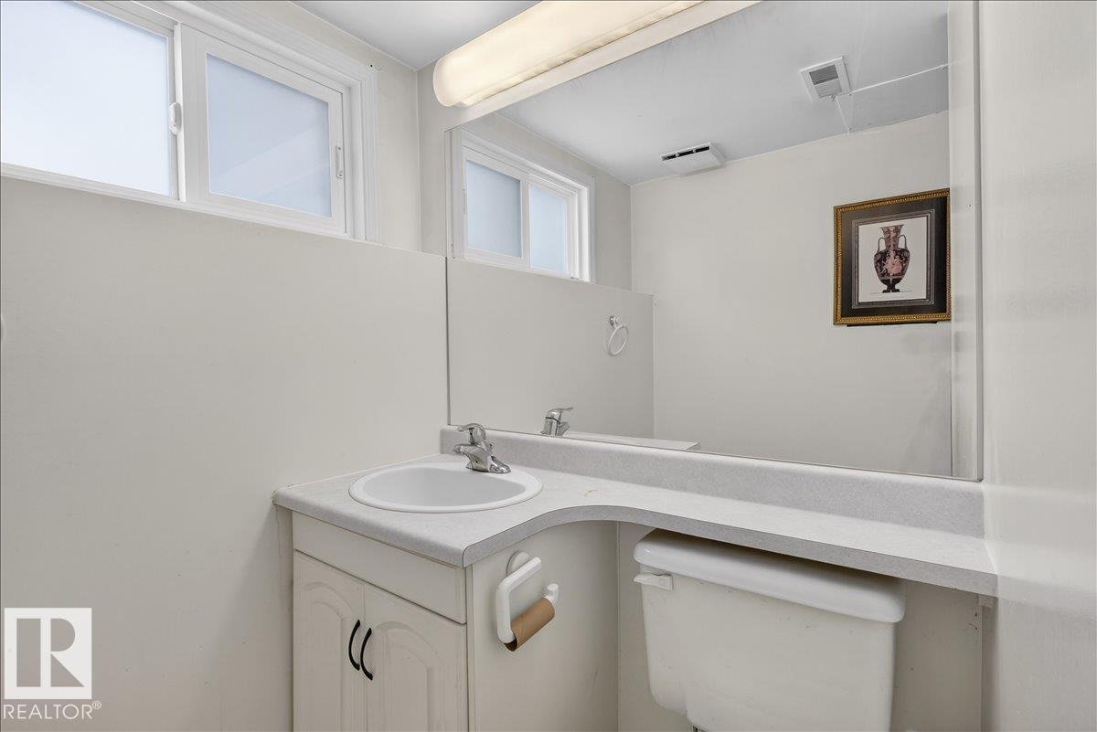 Photo 45 at 7108 92a Avenue NW, Ottewell, Edmonton