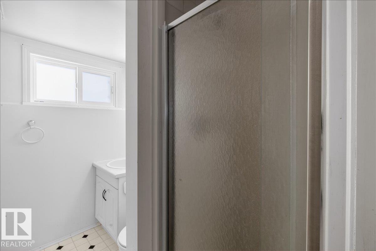 Photo 48 at 7108 92a Avenue NW, Ottewell, Edmonton