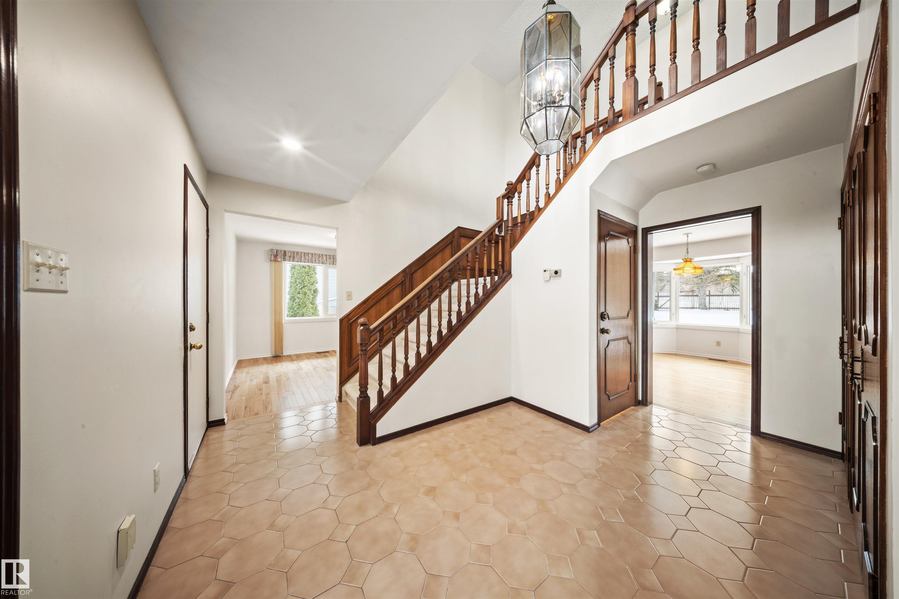 Photo 23 at 823 Richards Crescent NW, Rhatigan Ridge, Edmonton