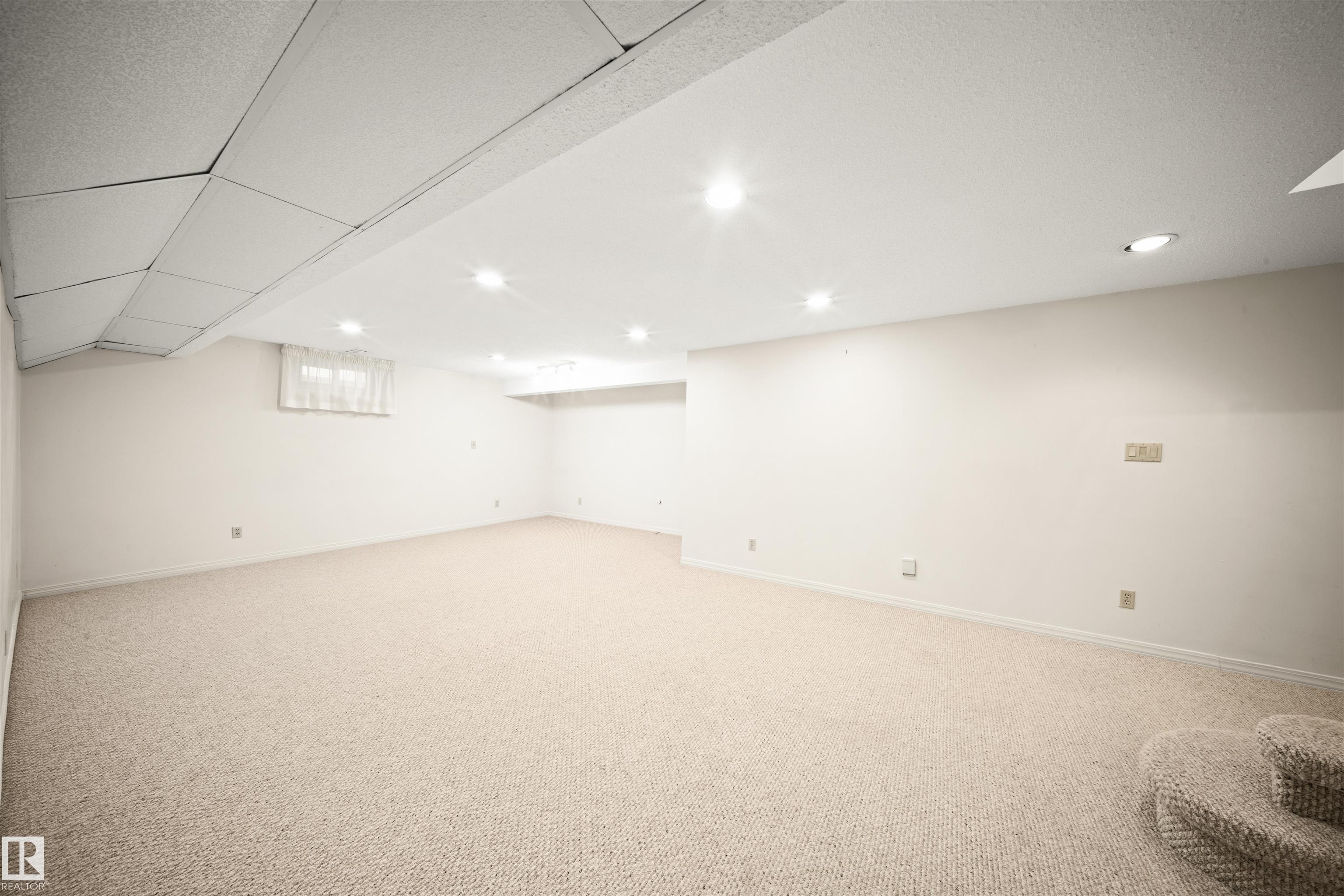 Photo 37 at 823 Richards Crescent NW, Rhatigan Ridge, Edmonton