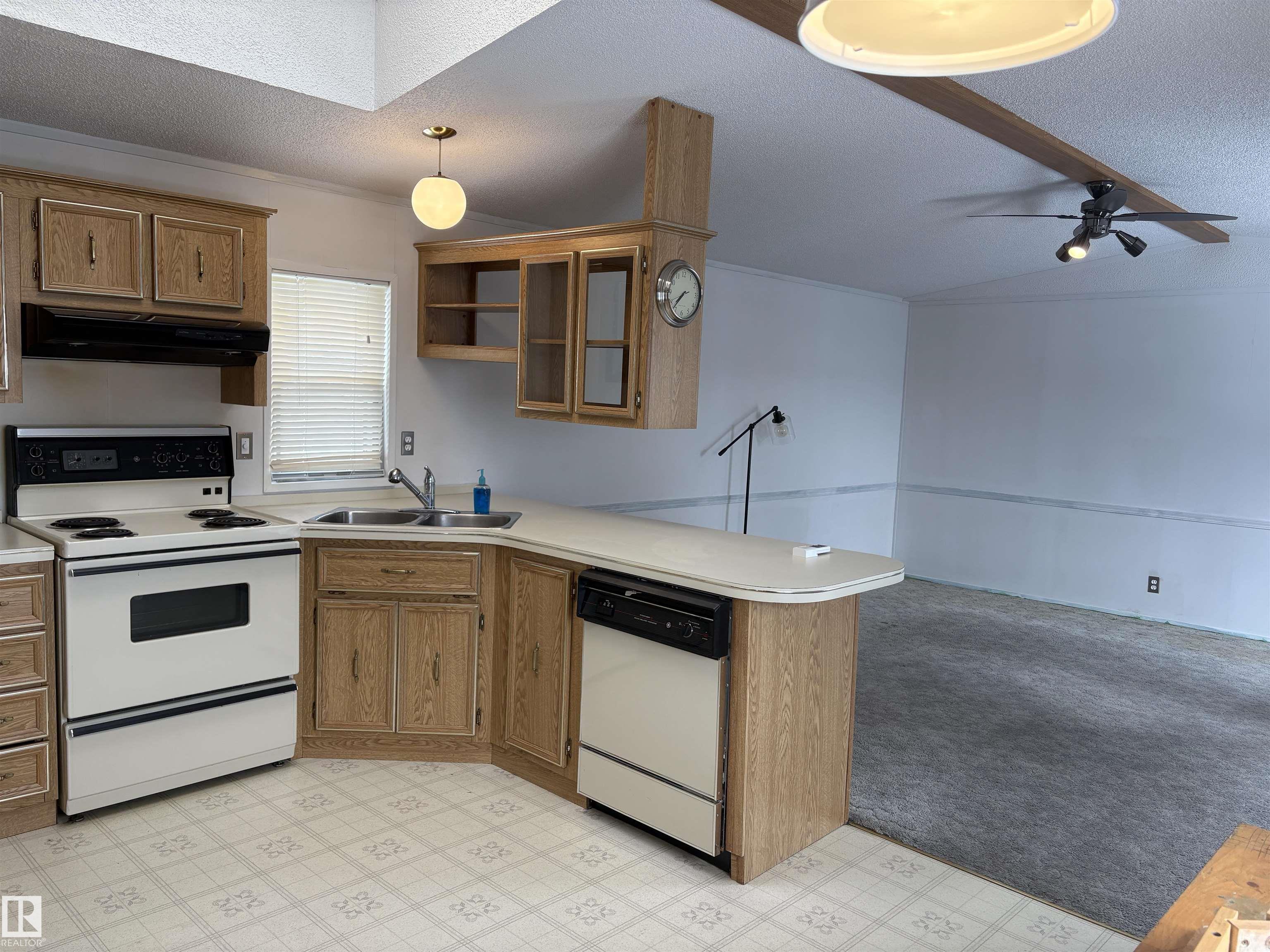 Picture for 6 Evergreen Park Drive NW