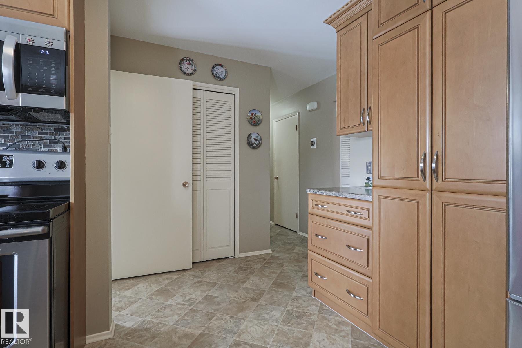 Photo 13 at 7604 Delwood Road NW, Delwood, Edmonton