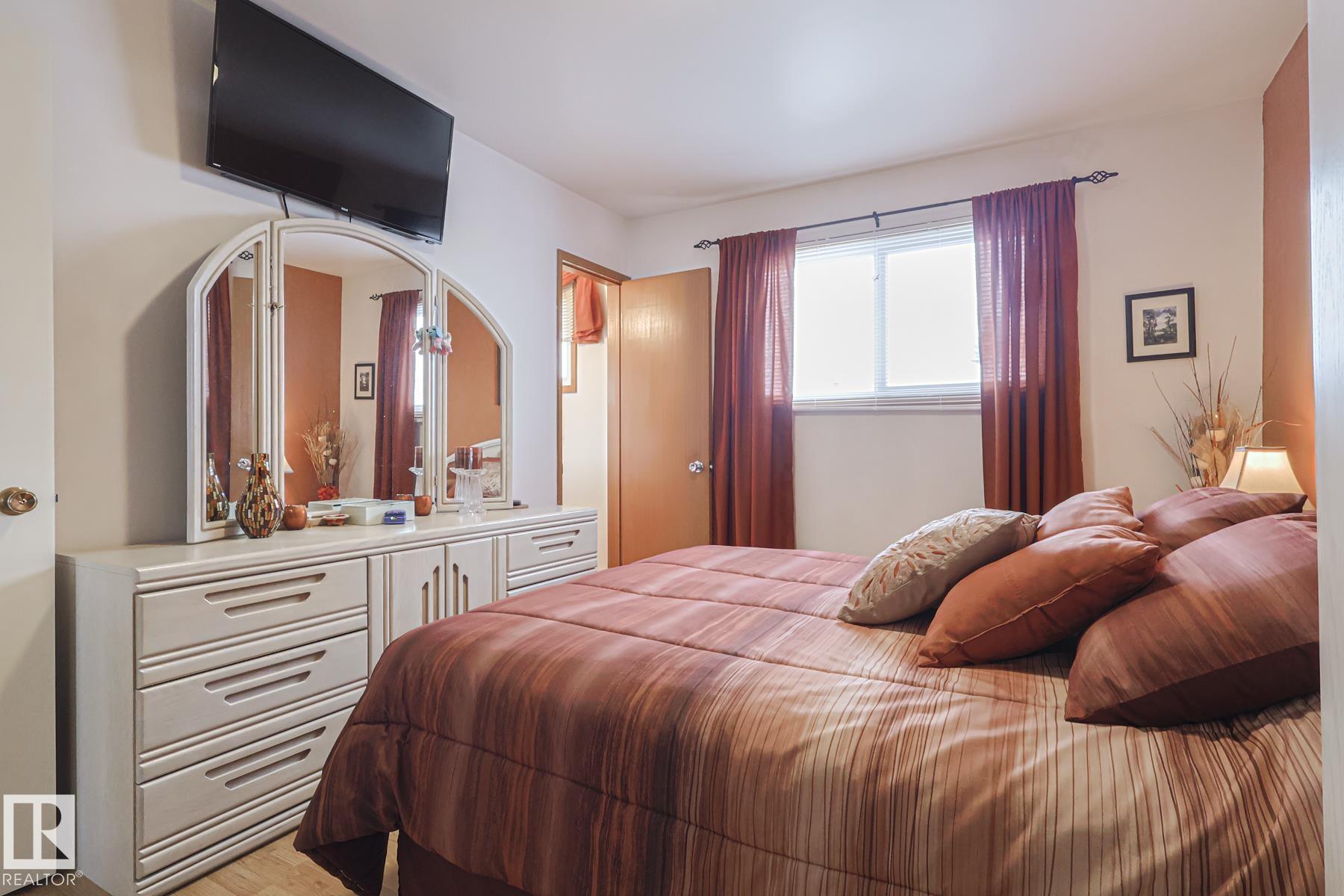 Photo 20 at 7604 Delwood Road NW, Delwood, Edmonton