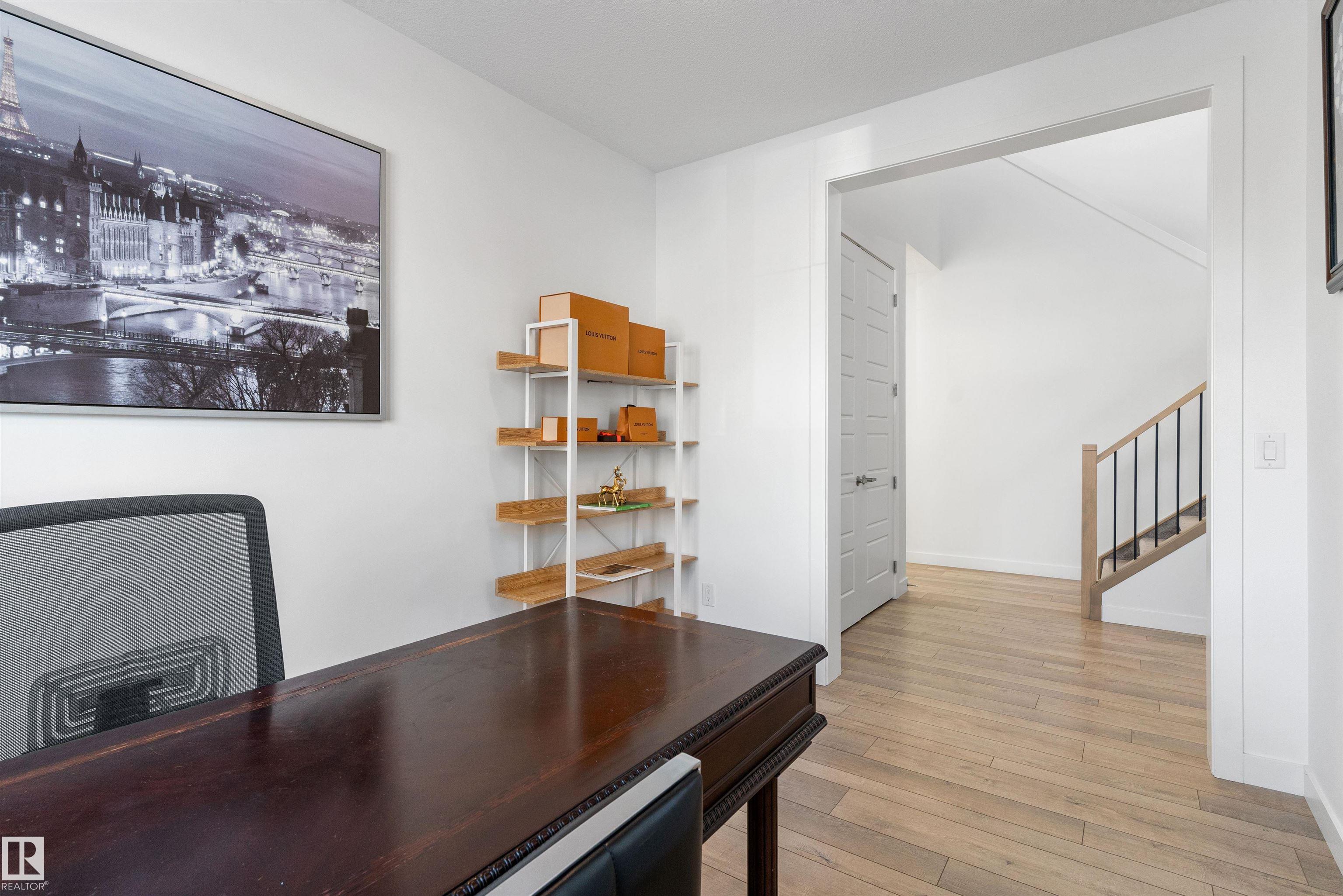 Picture for 20007 16 AV NW