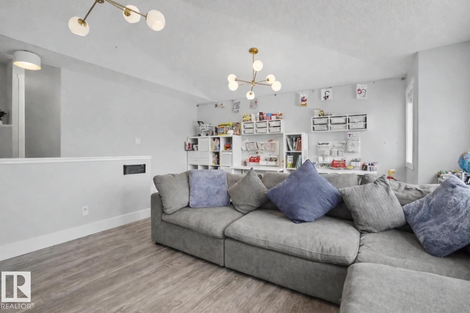 Photo 26 at 5911 7 Avenue SW, Charlesworth, Edmonton