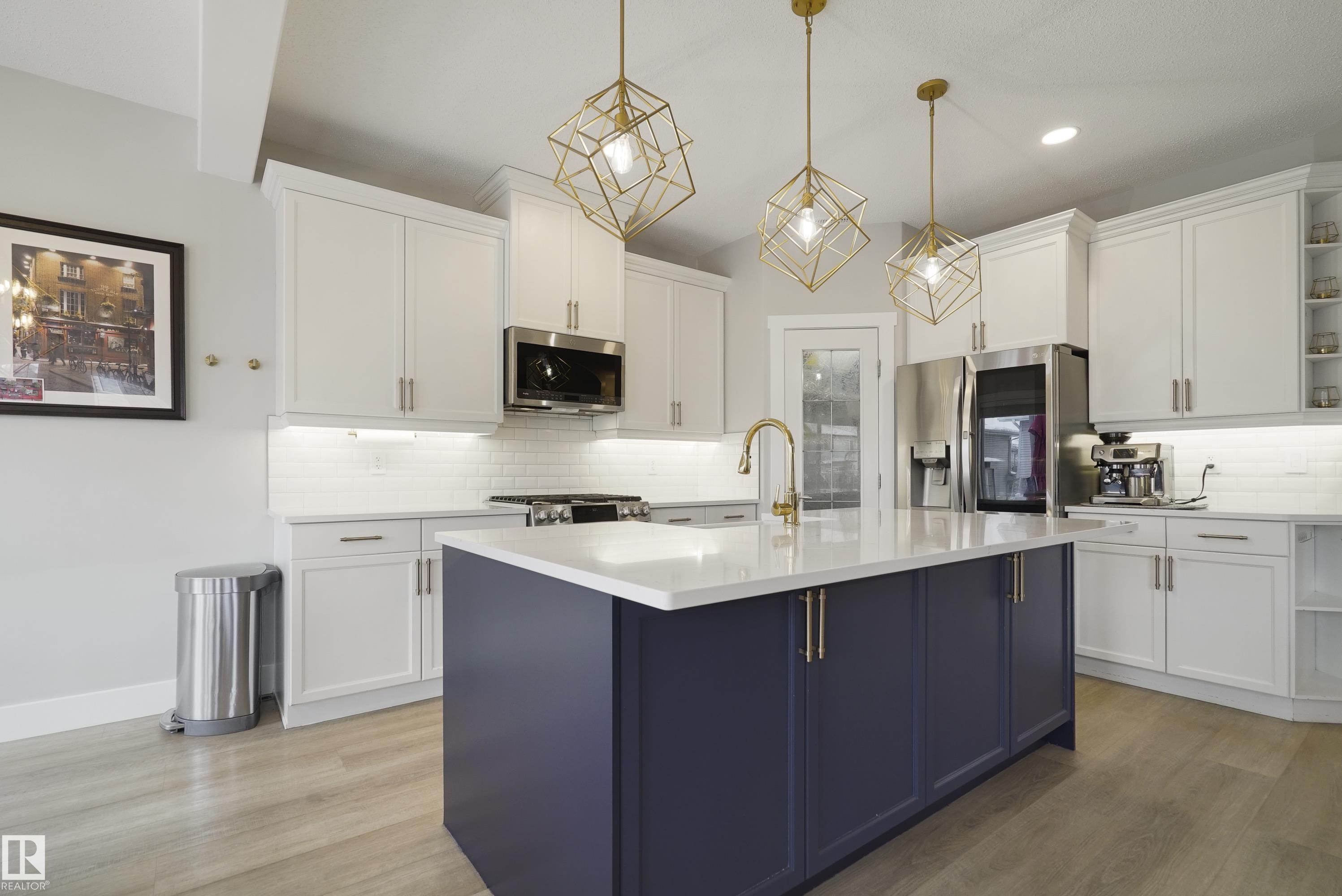 5911 7 Avenue SW, Charlesworth, Edmonton