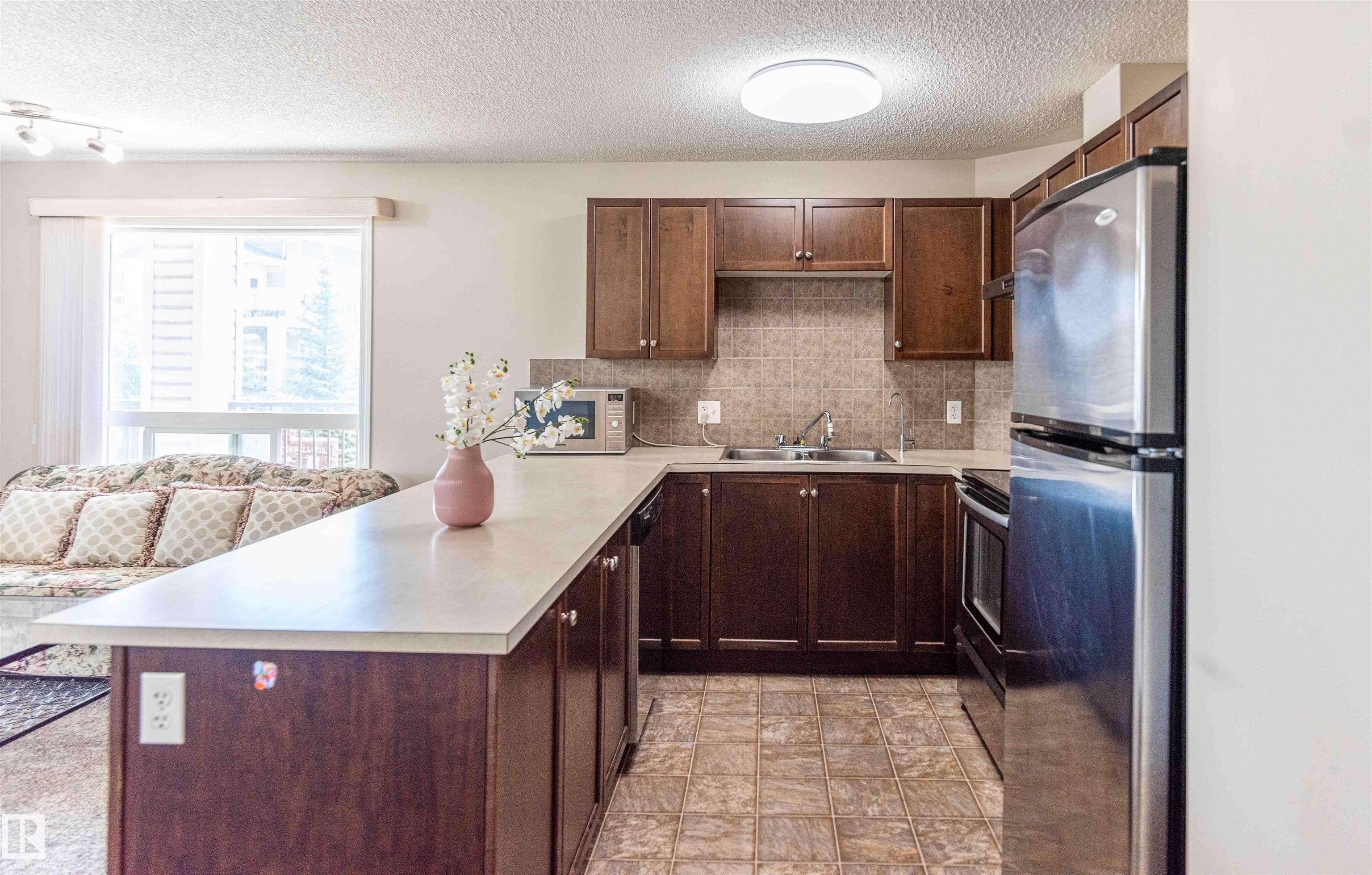 Photo 16 at 7224 - 7327 South Terwillegar Drive NW, South Terwillegar, Edmonton