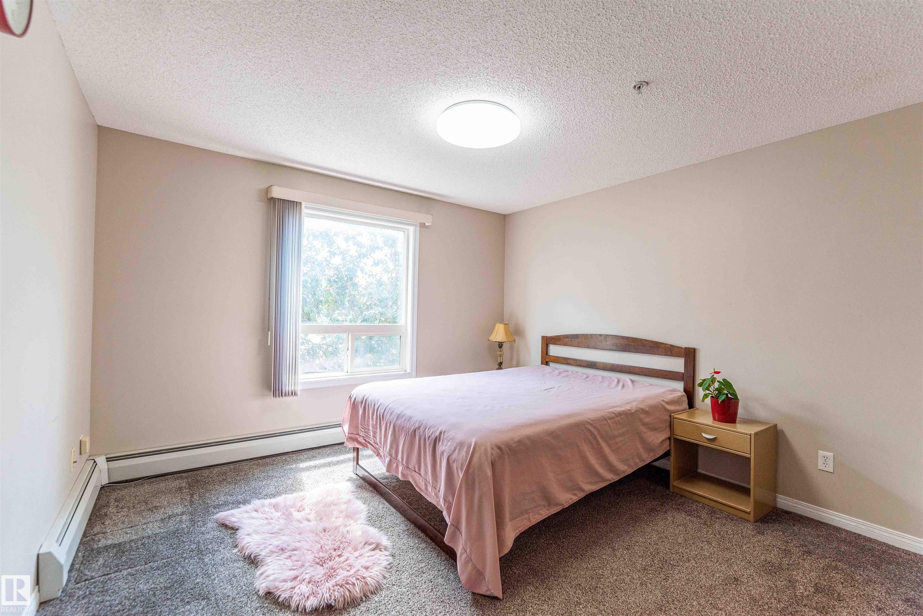 Photo 19 at 7224 - 7327 South Terwillegar Drive NW, South Terwillegar, Edmonton