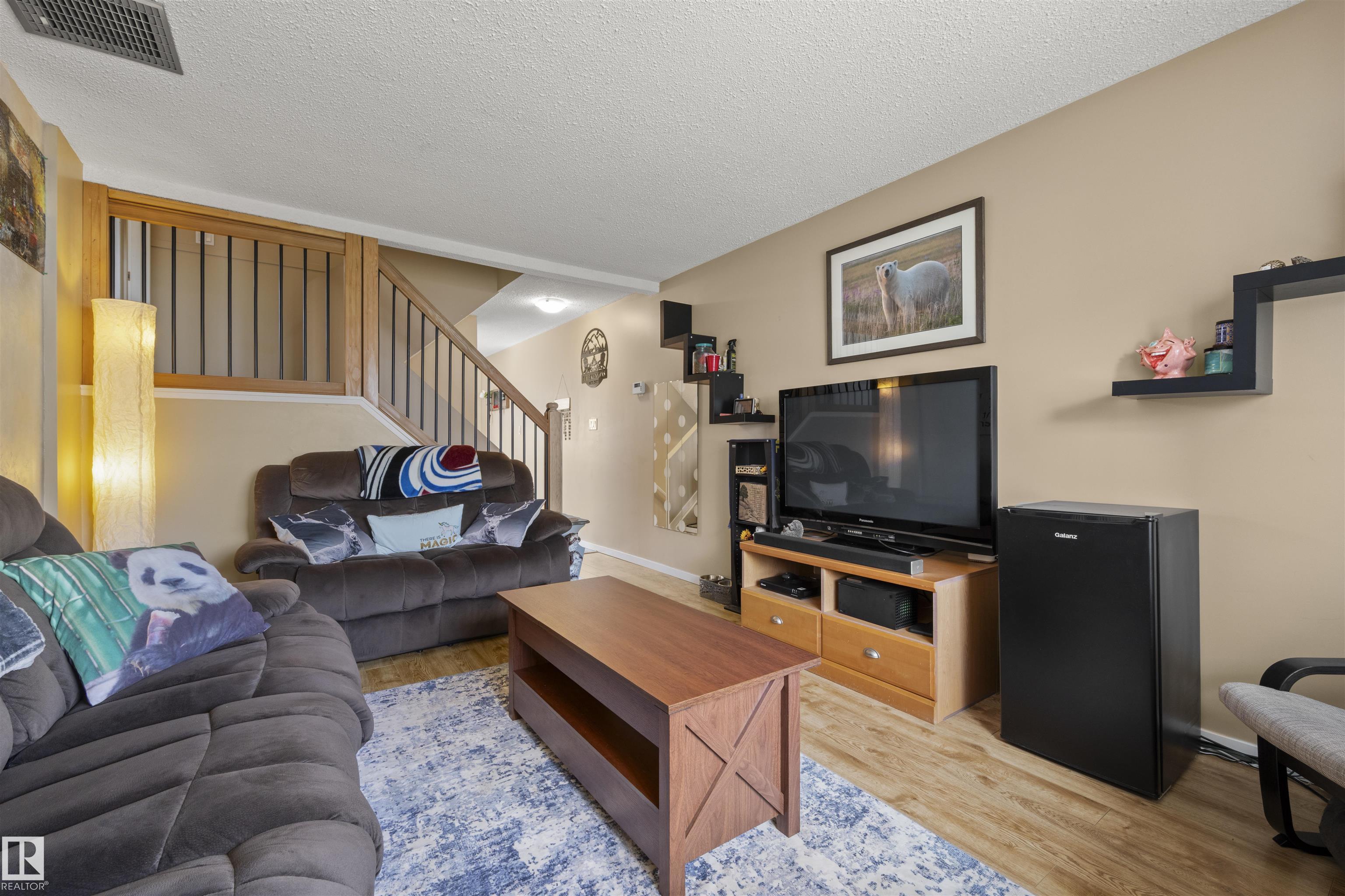 Photo 8 at 116 Callingwood Two NW, Callingwood North, Edmonton