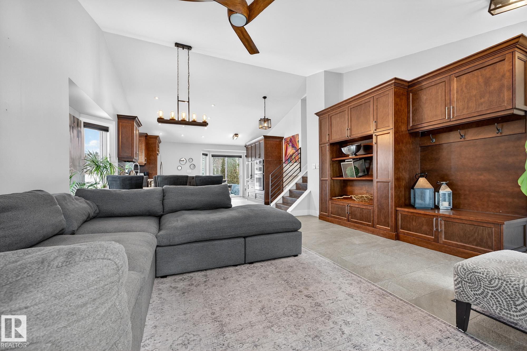 Photo 10 at 216 Heagle Crescent NW, Henderson Estates, Edmonton