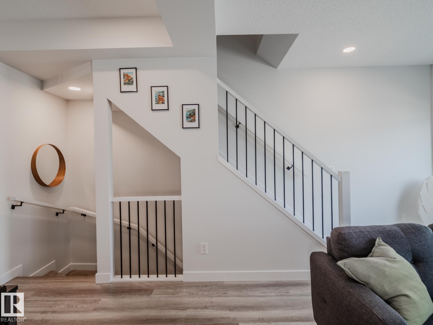 Photo 16 at 21 - 1010 Rabbit Hill Road SW, Glenridding Heights, Edmonton