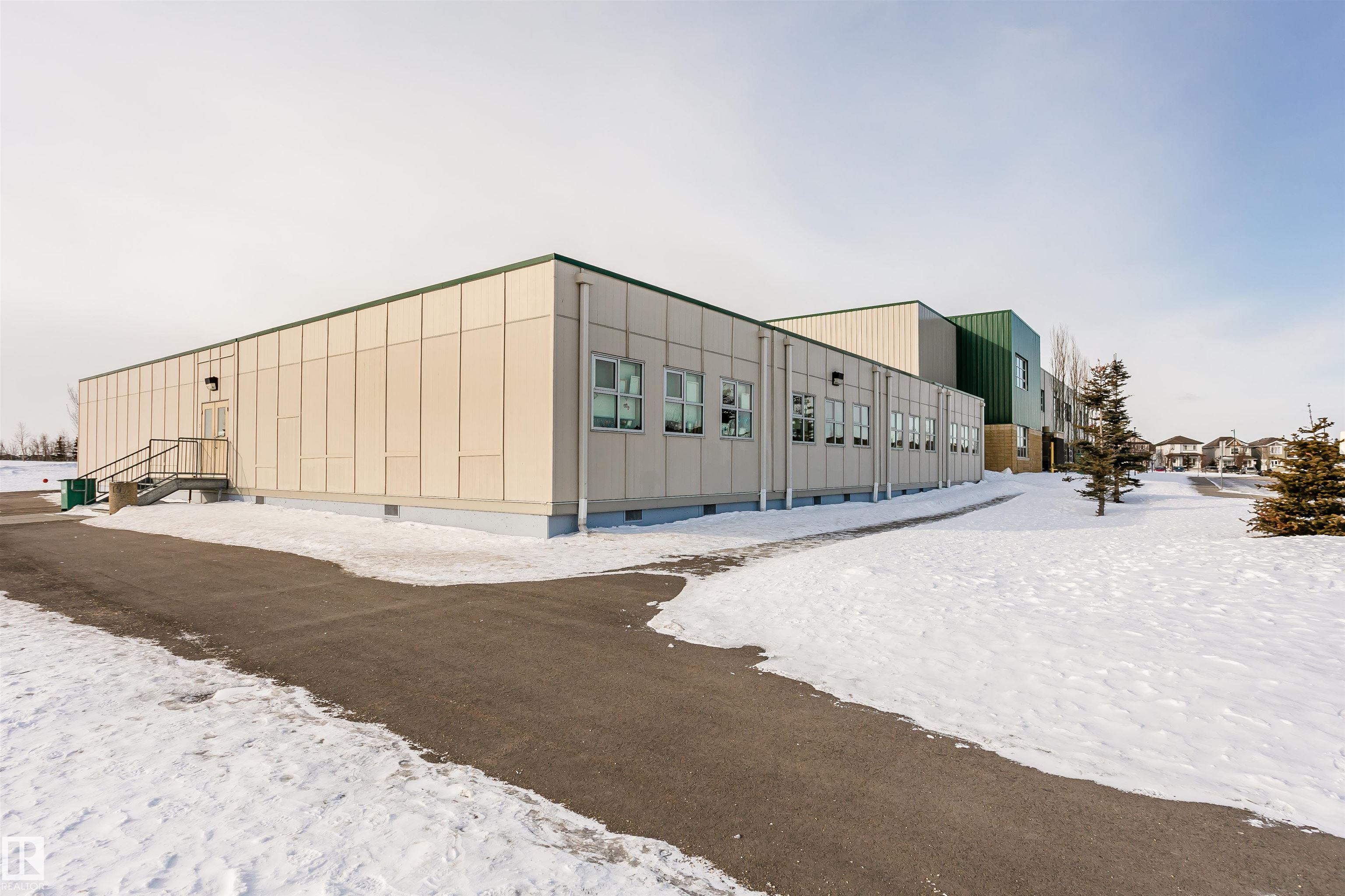 Photo 49 at 607 Windross Crescent NW, Wild Rose, Edmonton