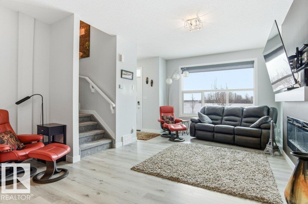 Photo 8 at 8018 Kiriak Link SW, Keswick, Edmonton