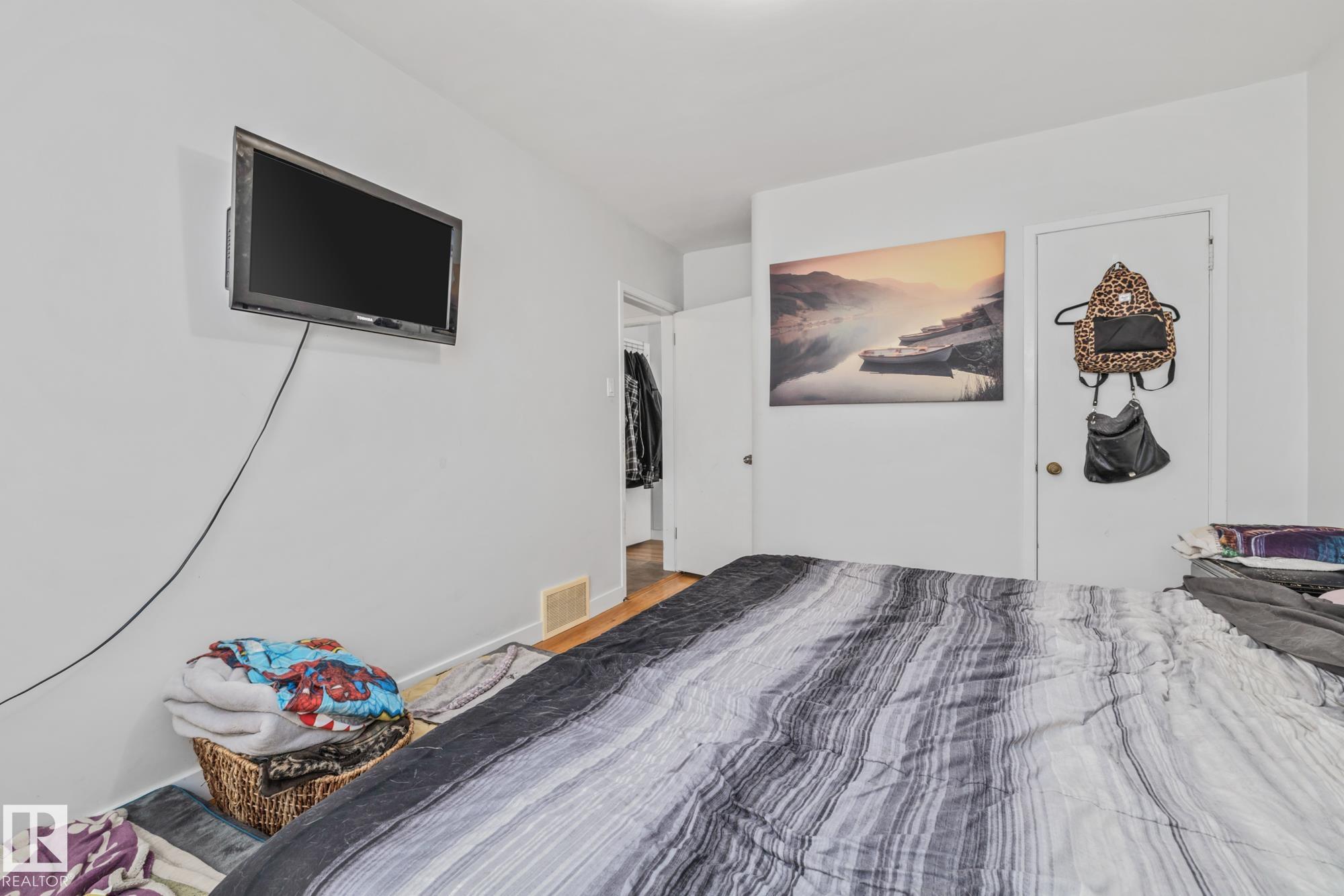 Photo 17 at 10649 64 Avenue NW, Allendale, Edmonton