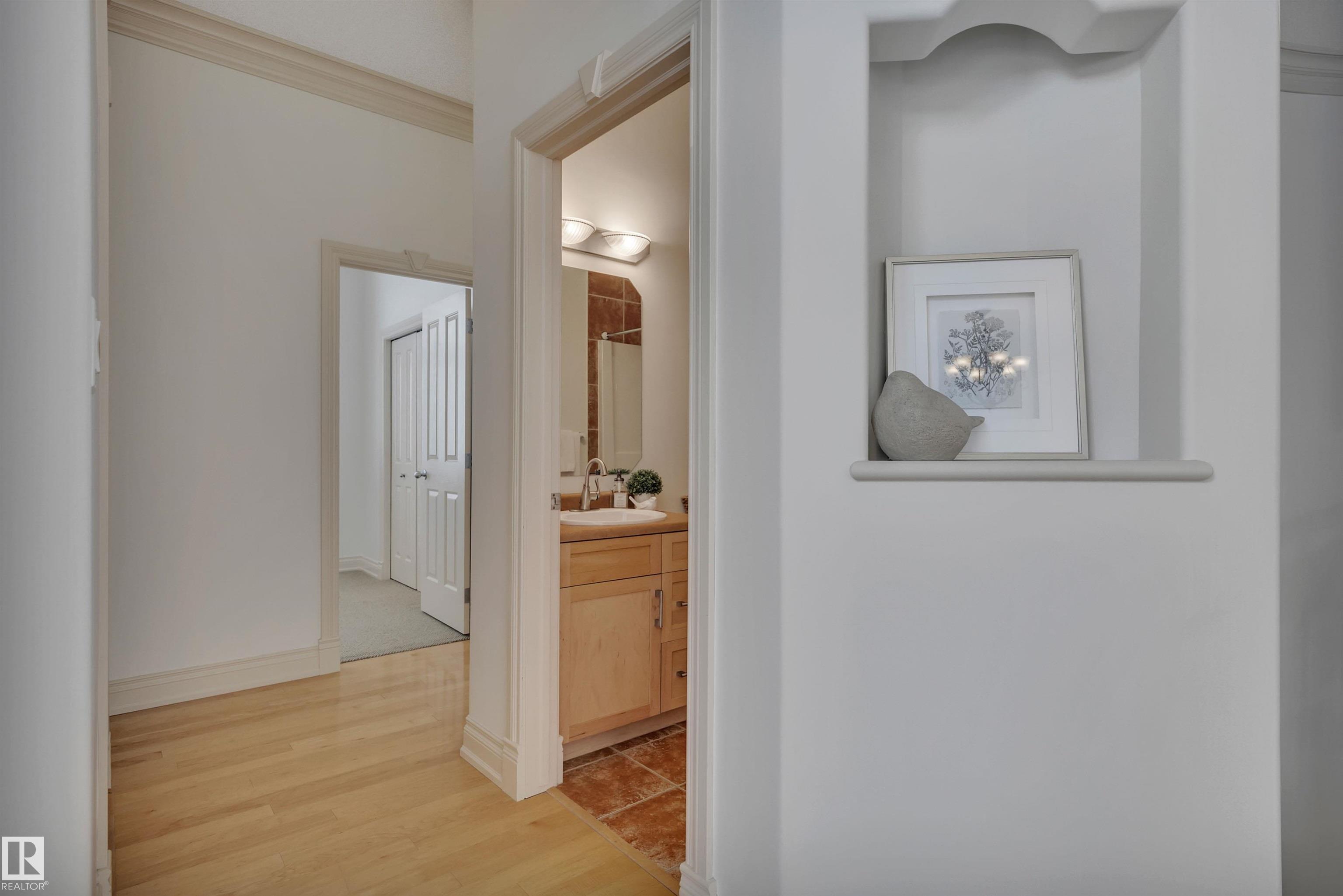 Photo 16 at 11523 15 Avenue NW, Twin Brooks, Edmonton