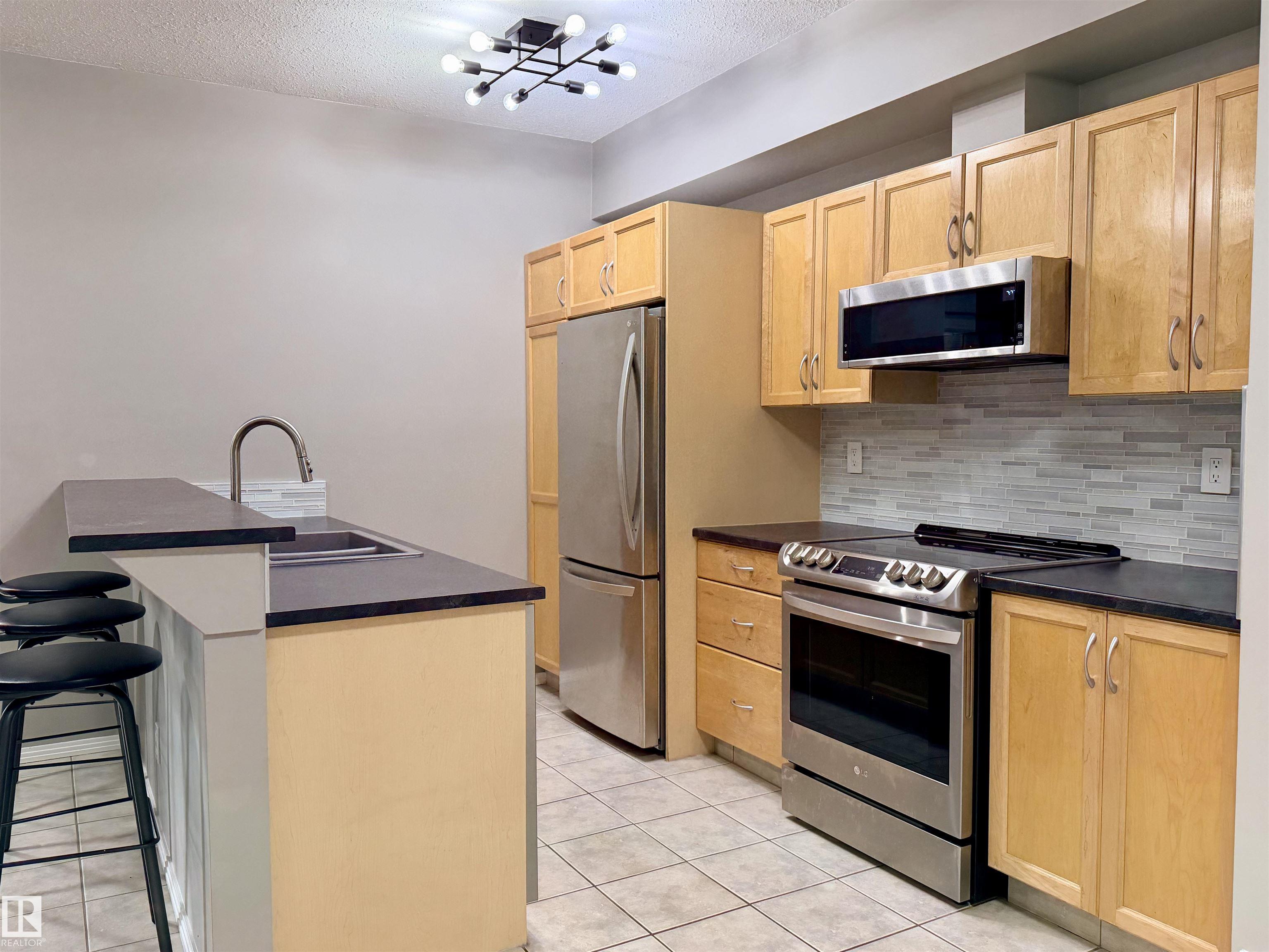 115 - 11039 83 Avenue NW, Garneau, Edmonton