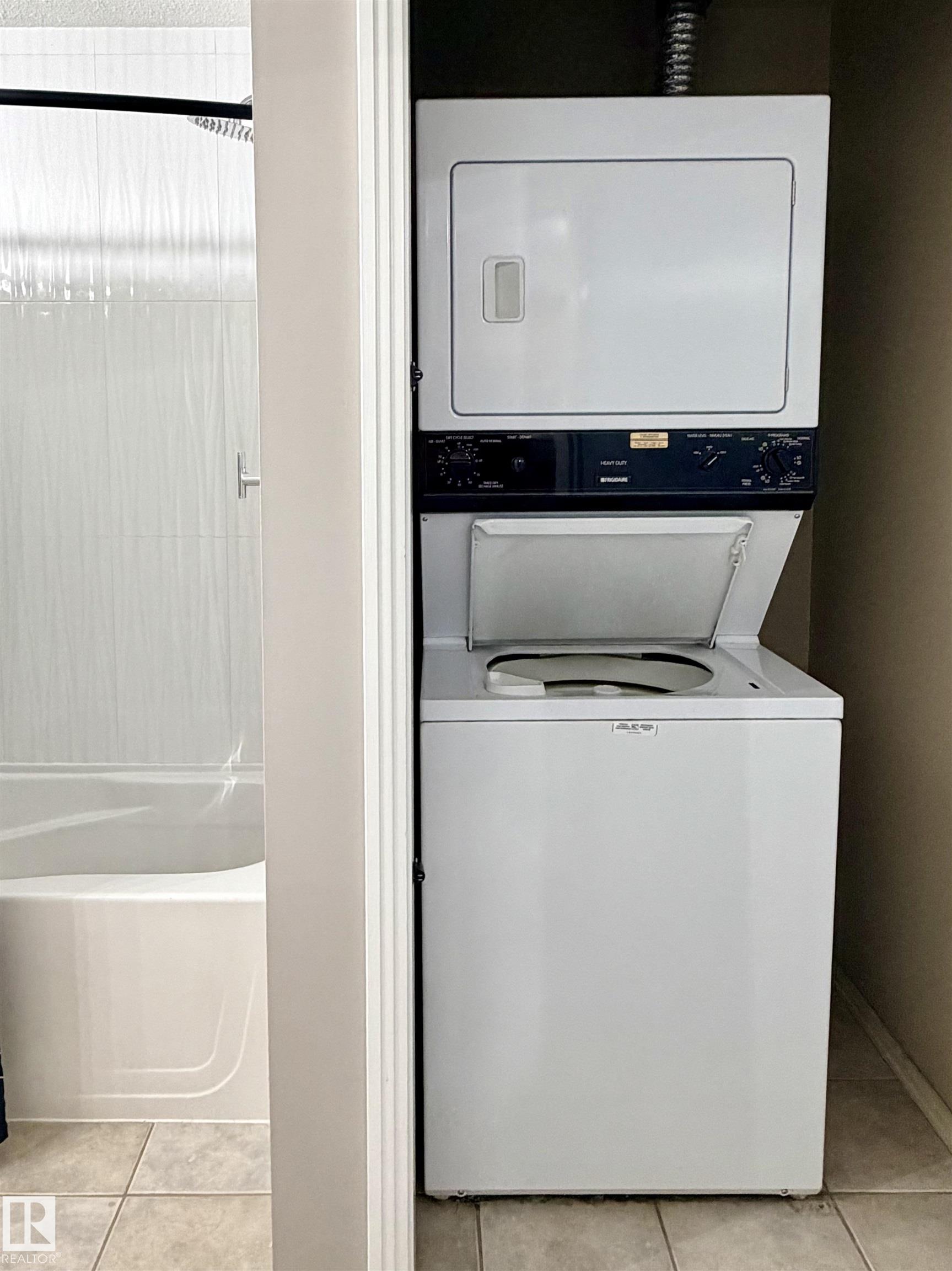 Photo 9 at 115 - 11039 83 Avenue NW, Garneau, Edmonton