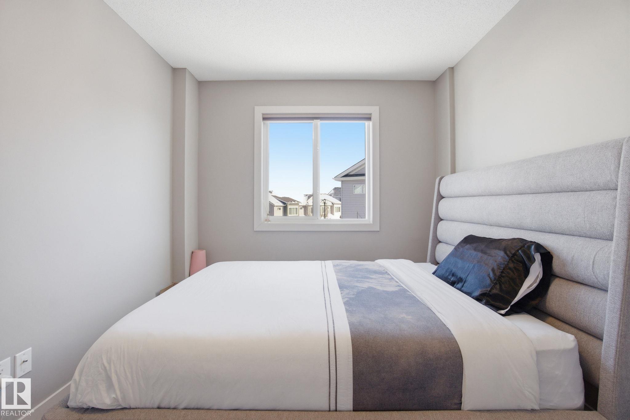 Photo 33 at 4 - 2121 Haddow Drive NW, Haddow, Edmonton