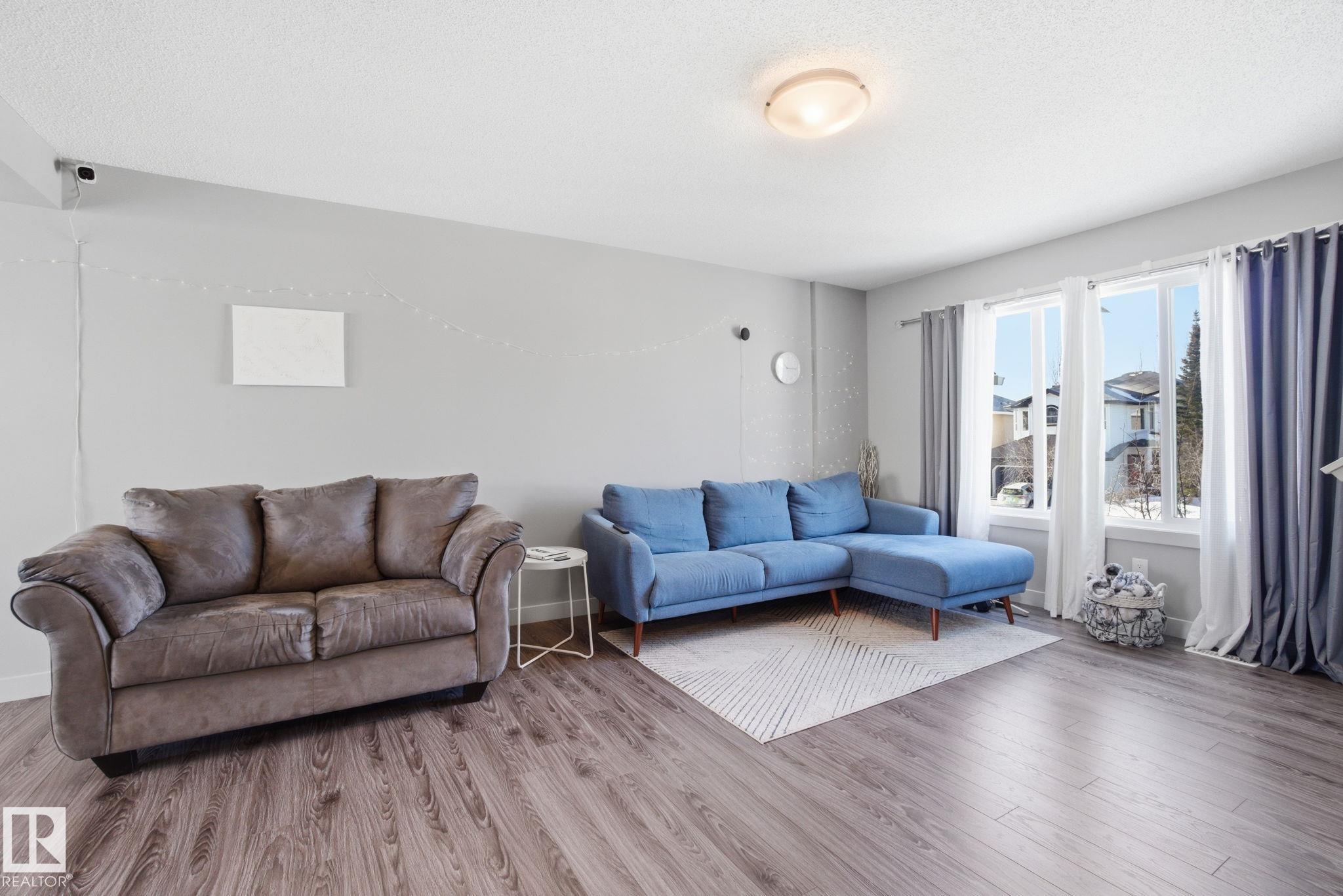 Photo 10 at 4 - 2121 Haddow Drive NW, Haddow, Edmonton