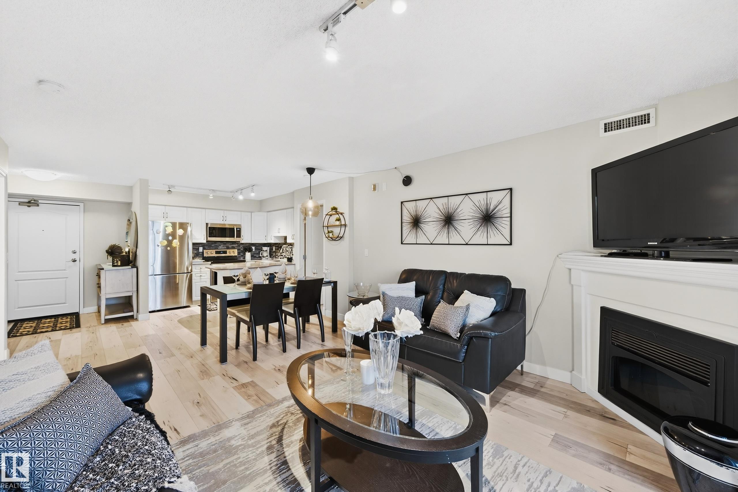 Photo 19 at 703 - 10649 Saskatchewan Drive NW, Strathcona, Edmonton