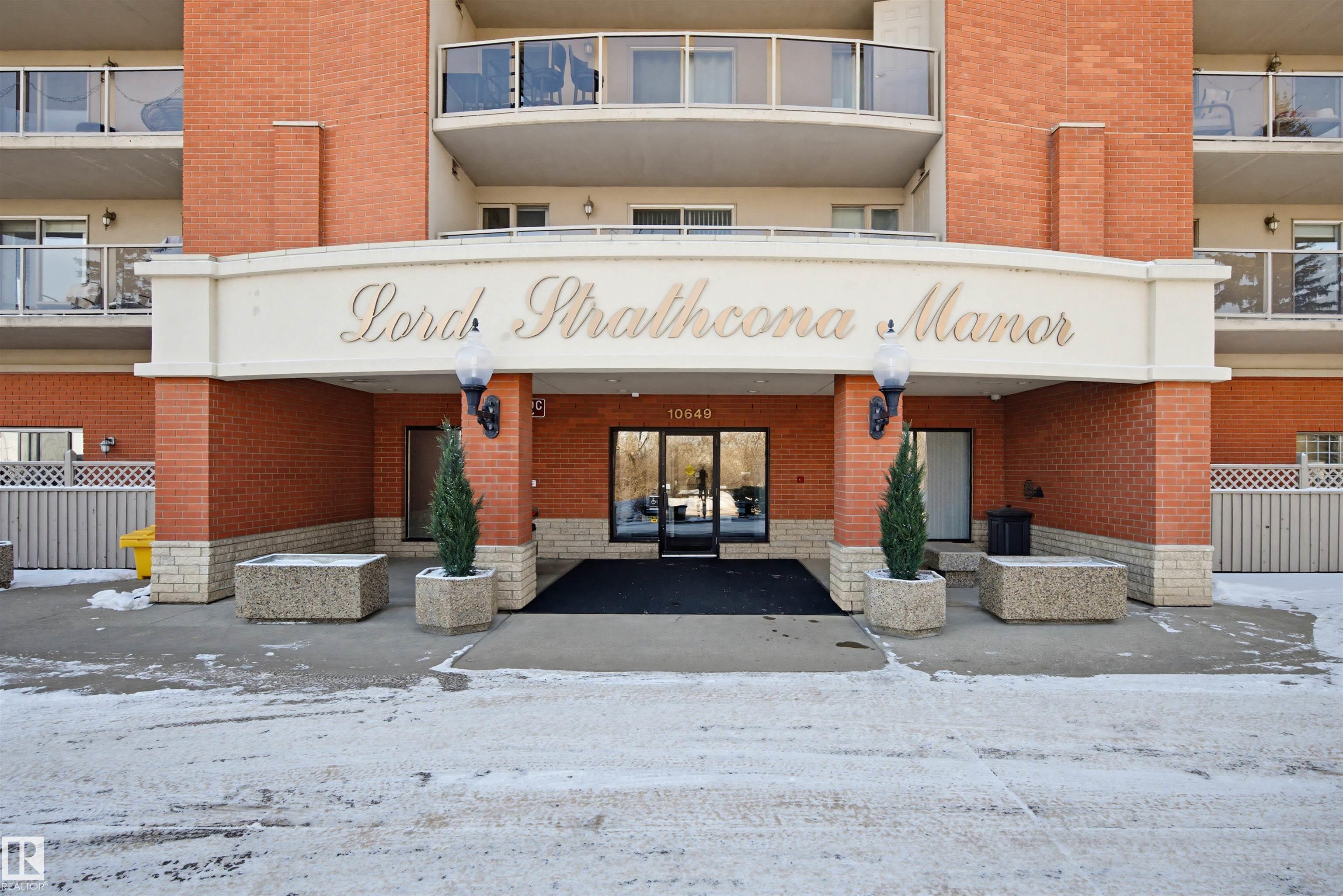 Photo 7 at 703 - 10649 Saskatchewan Drive NW, Strathcona, Edmonton