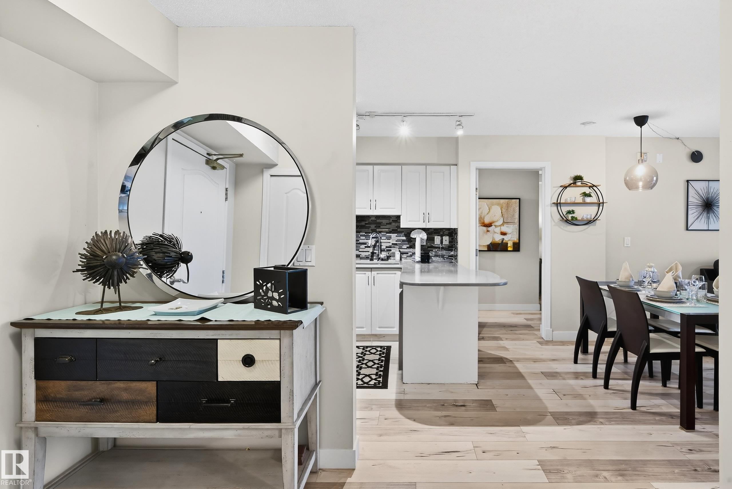 Photo 9 at 703 - 10649 Saskatchewan Drive NW, Strathcona, Edmonton