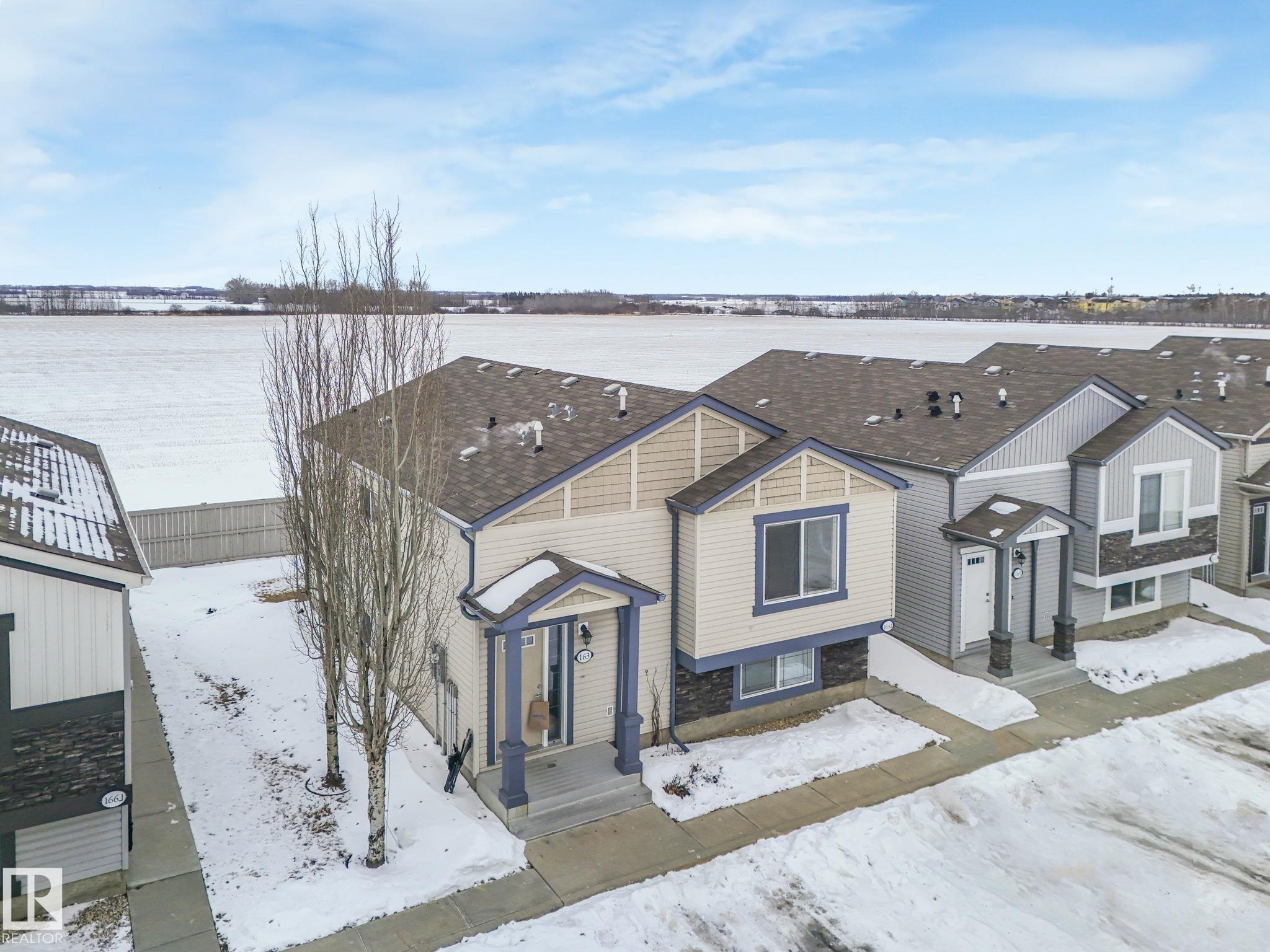 163/164 - 142 Selkirk Place, Suntree, Leduc