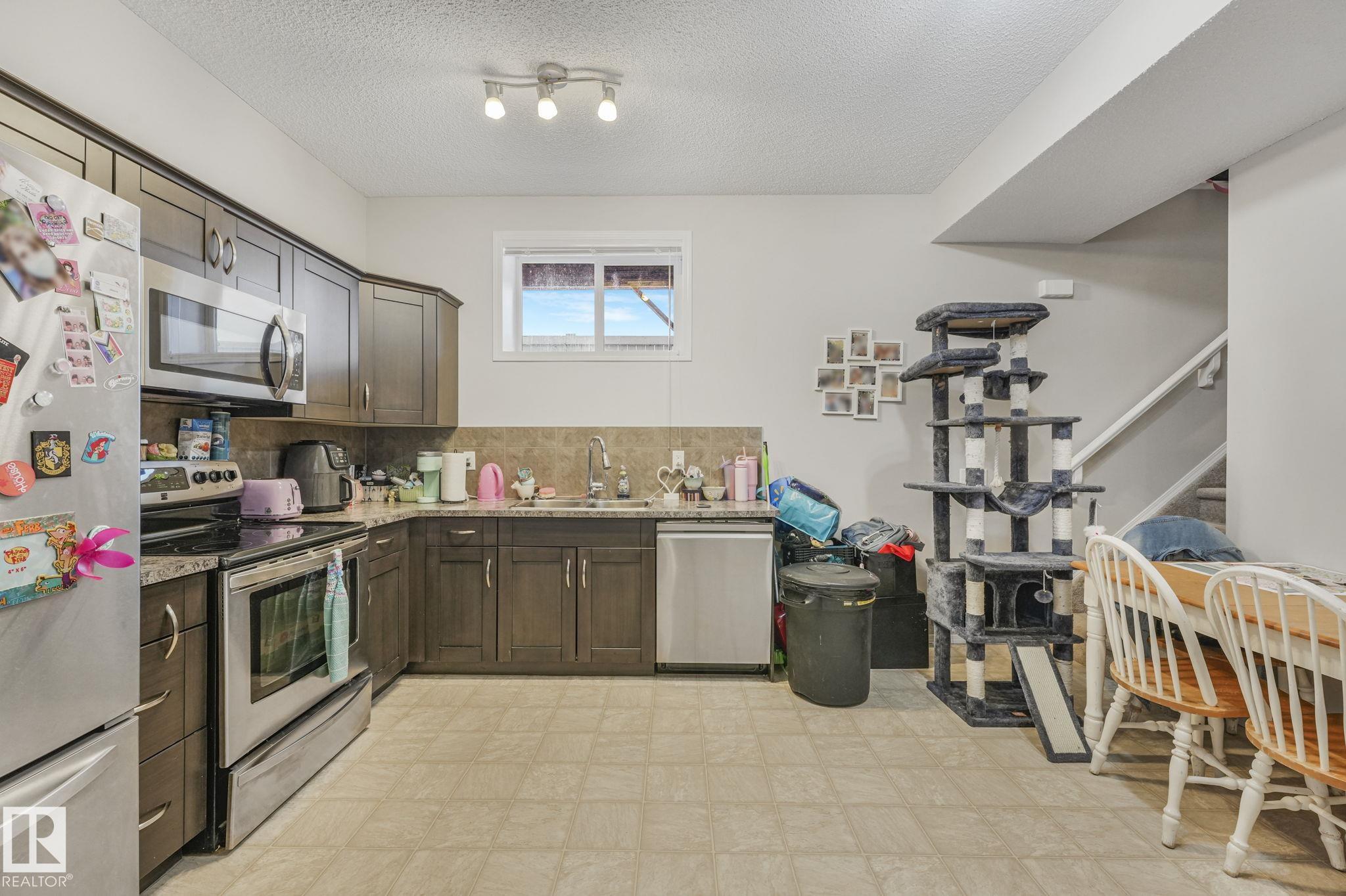 Photo 27 at 163/164 - 142 Selkirk Place, Suntree, Leduc