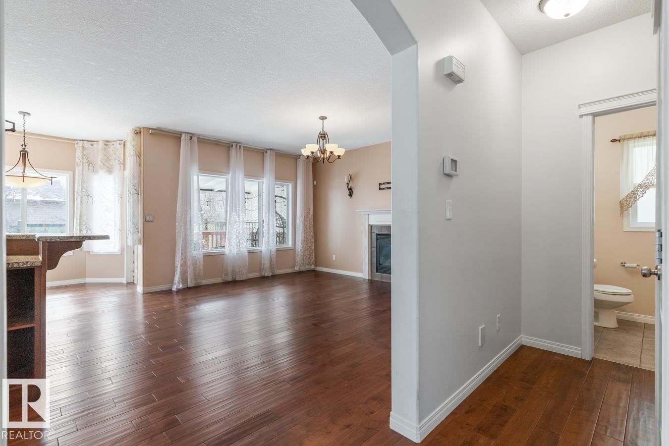 Photo 18 at 20515 91 Avenue NW, Suder Greens, Edmonton