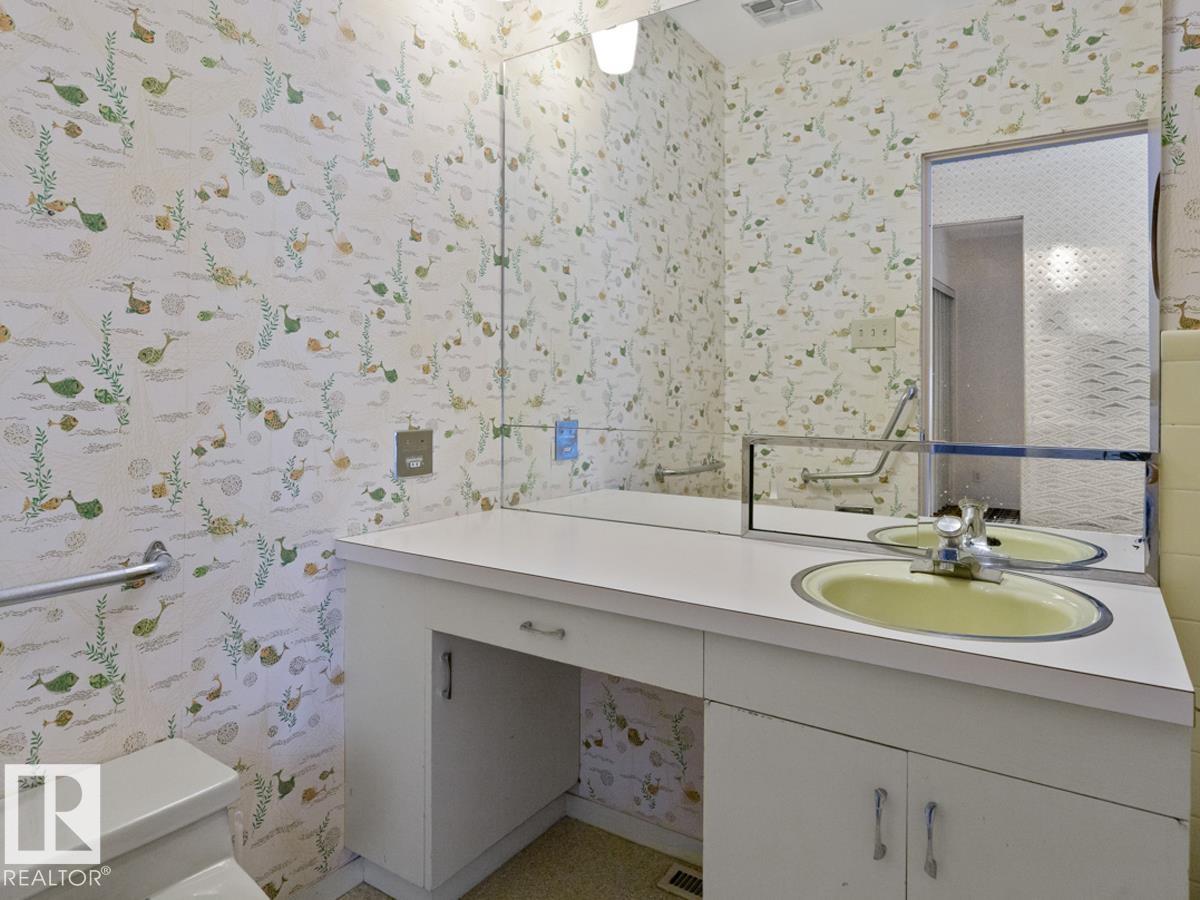 Photo 29 at 7404 Rowland Road NW, Forest Heights, Edmonton