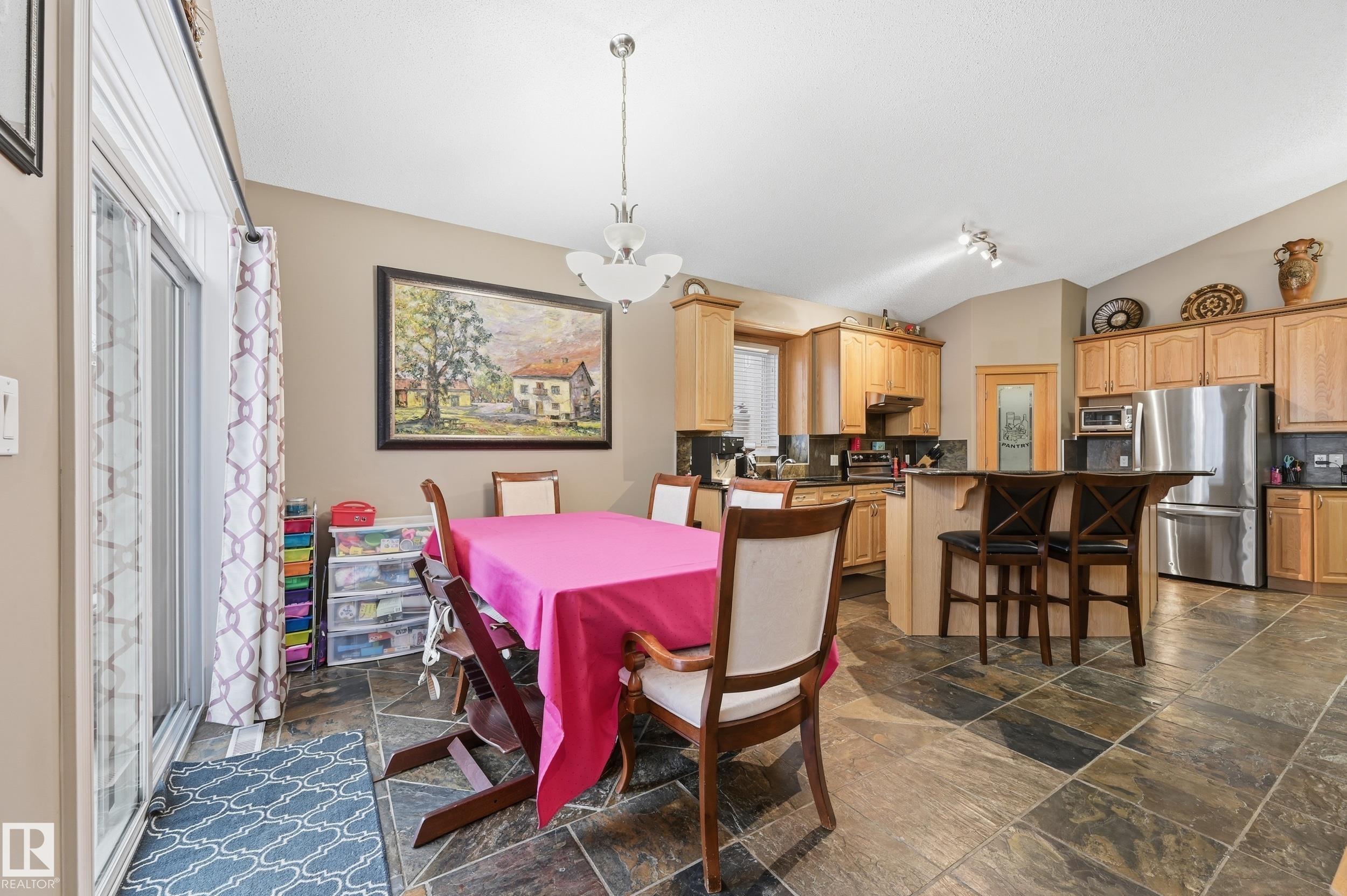 Photo 15 at 11024 177 Avenue NW, Chambery, Edmonton