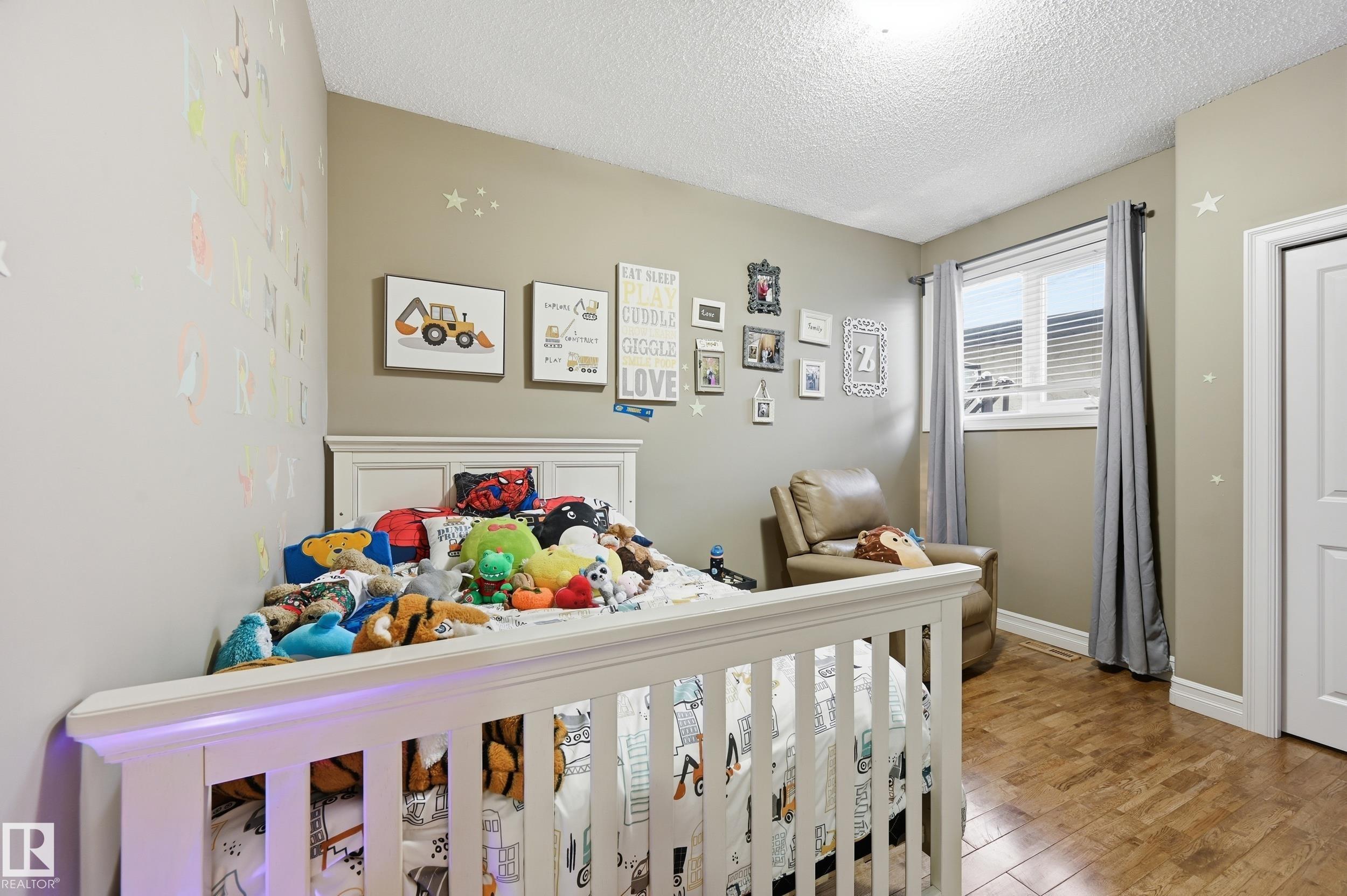 Photo 22 at 11024 177 Avenue NW, Chambery, Edmonton