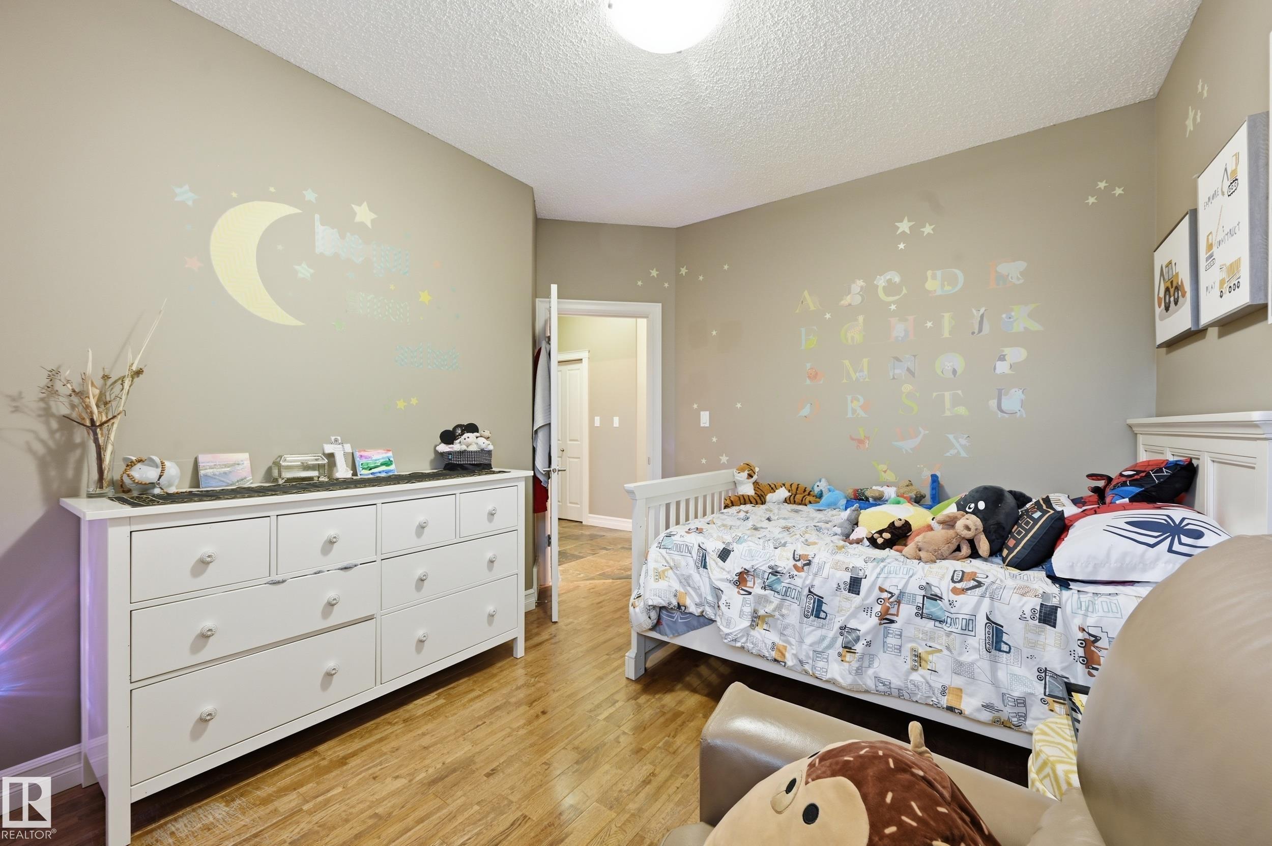 Photo 23 at 11024 177 Avenue NW, Chambery, Edmonton