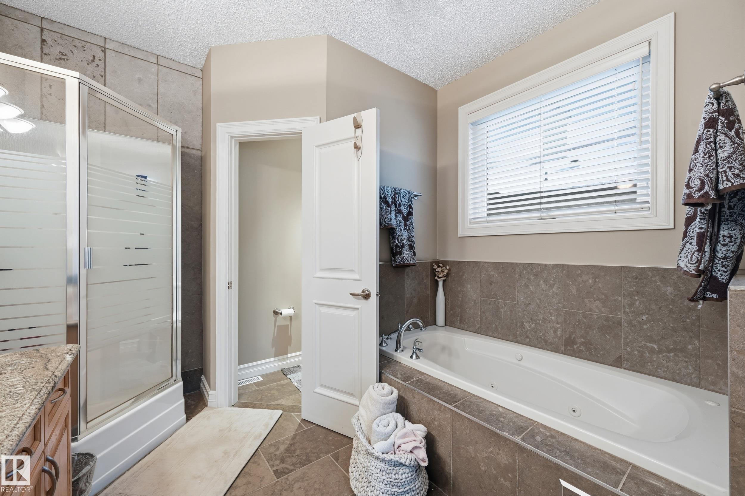 Photo 30 at 11024 177 Avenue NW, Chambery, Edmonton