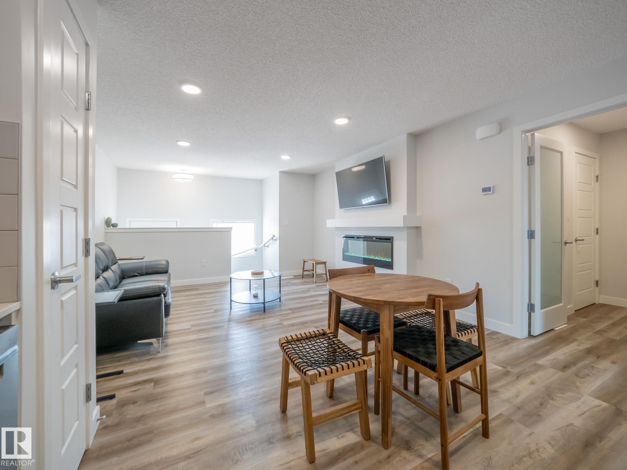 Photo 11 at 35 - 2905 141 Street SW, Chappelle Area, Edmonton