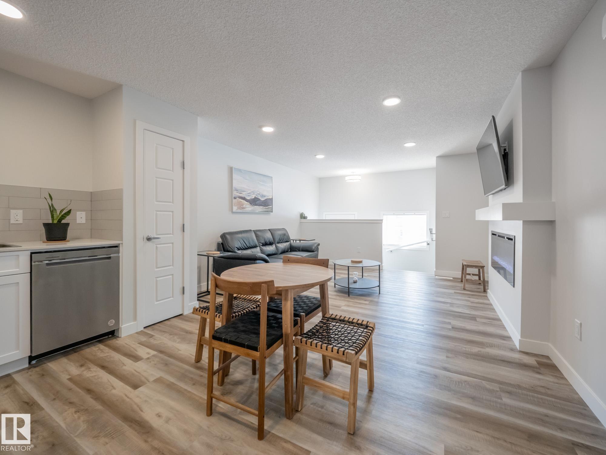 Photo 12 at 35 - 2905 141 Street SW, Chappelle Area, Edmonton