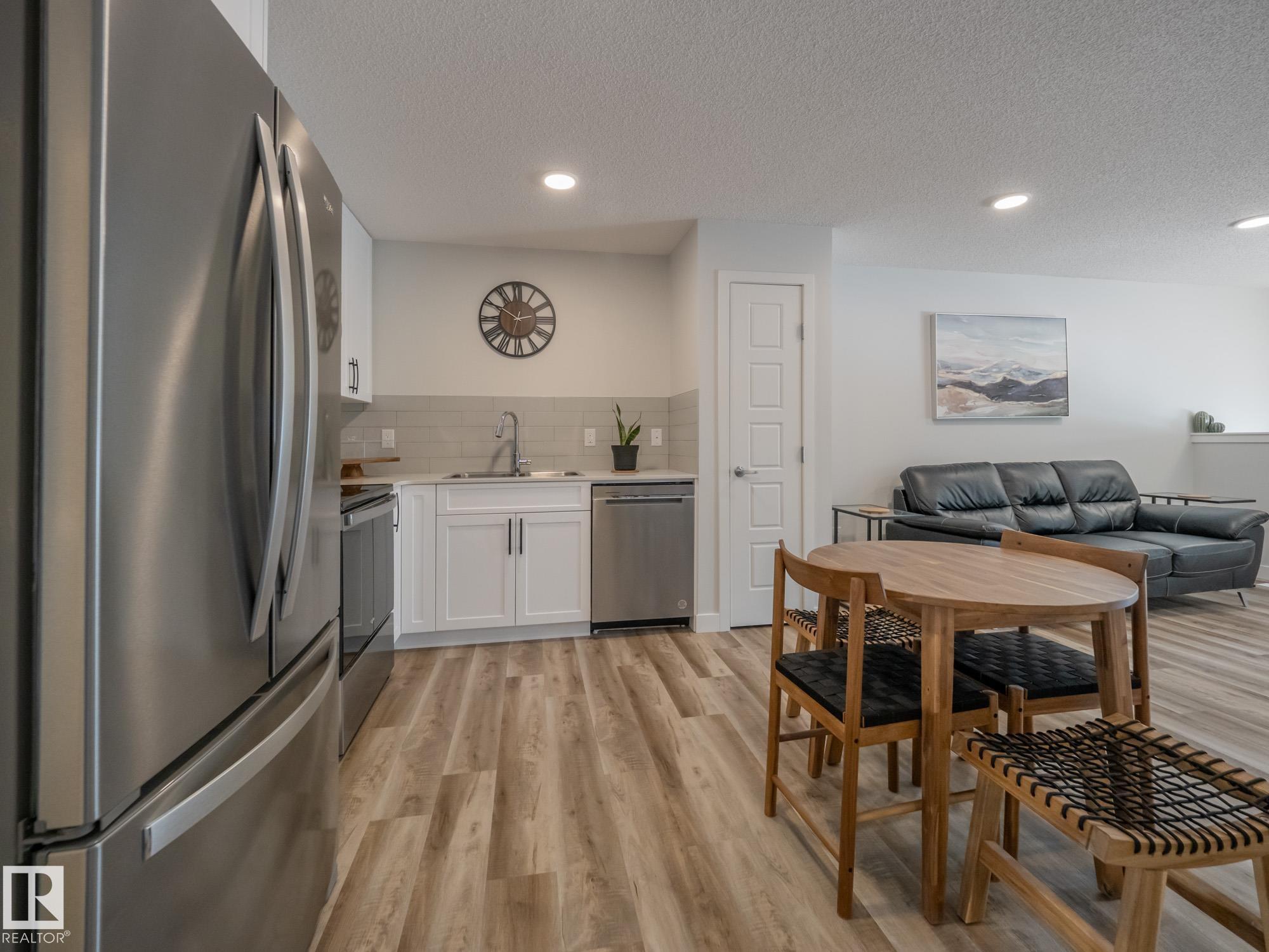 Photo 13 at 35 - 2905 141 Street SW, Chappelle Area, Edmonton