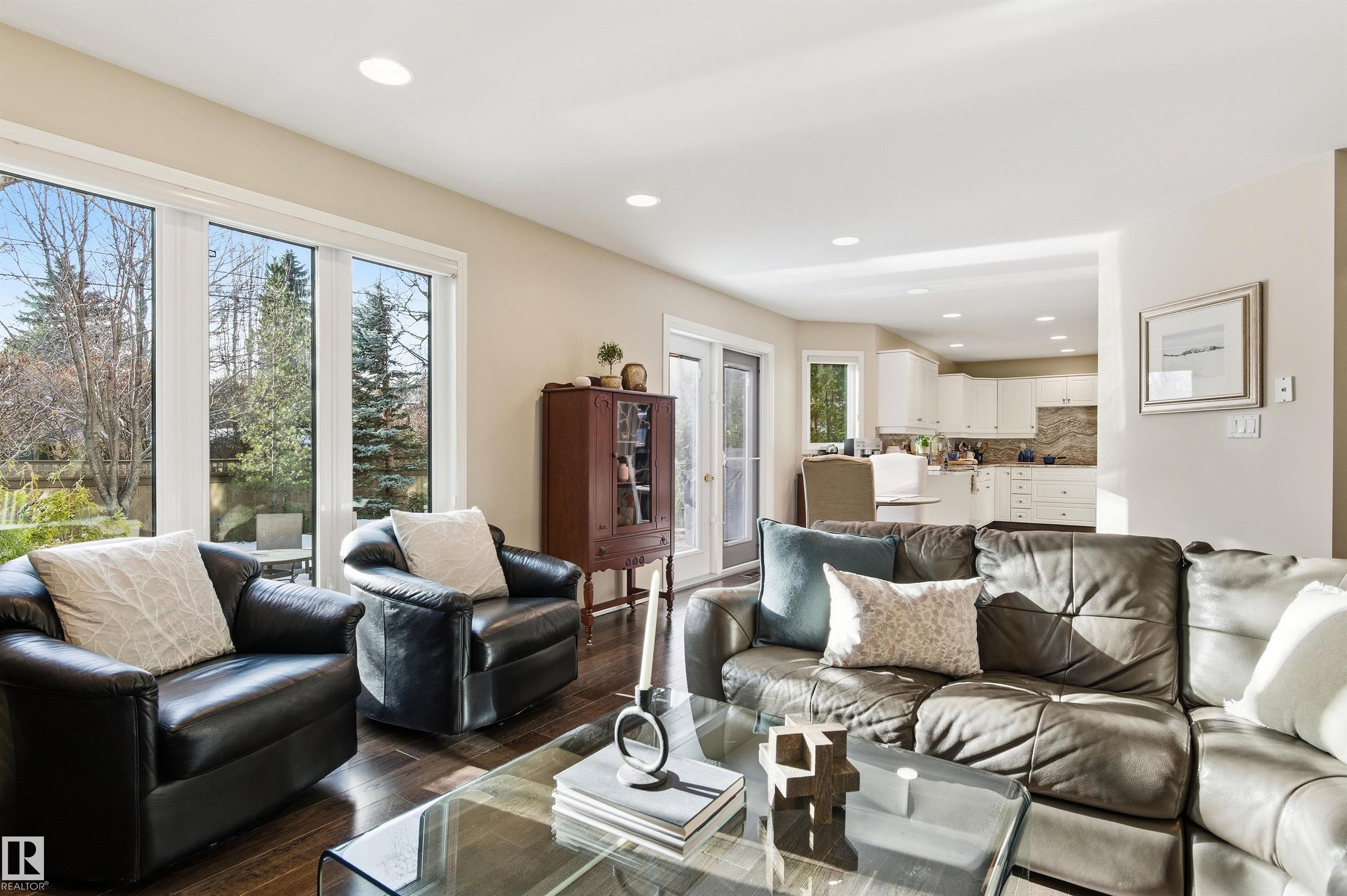 Photo 15 at 8223 93a Avenue NW, Holyrood, Edmonton