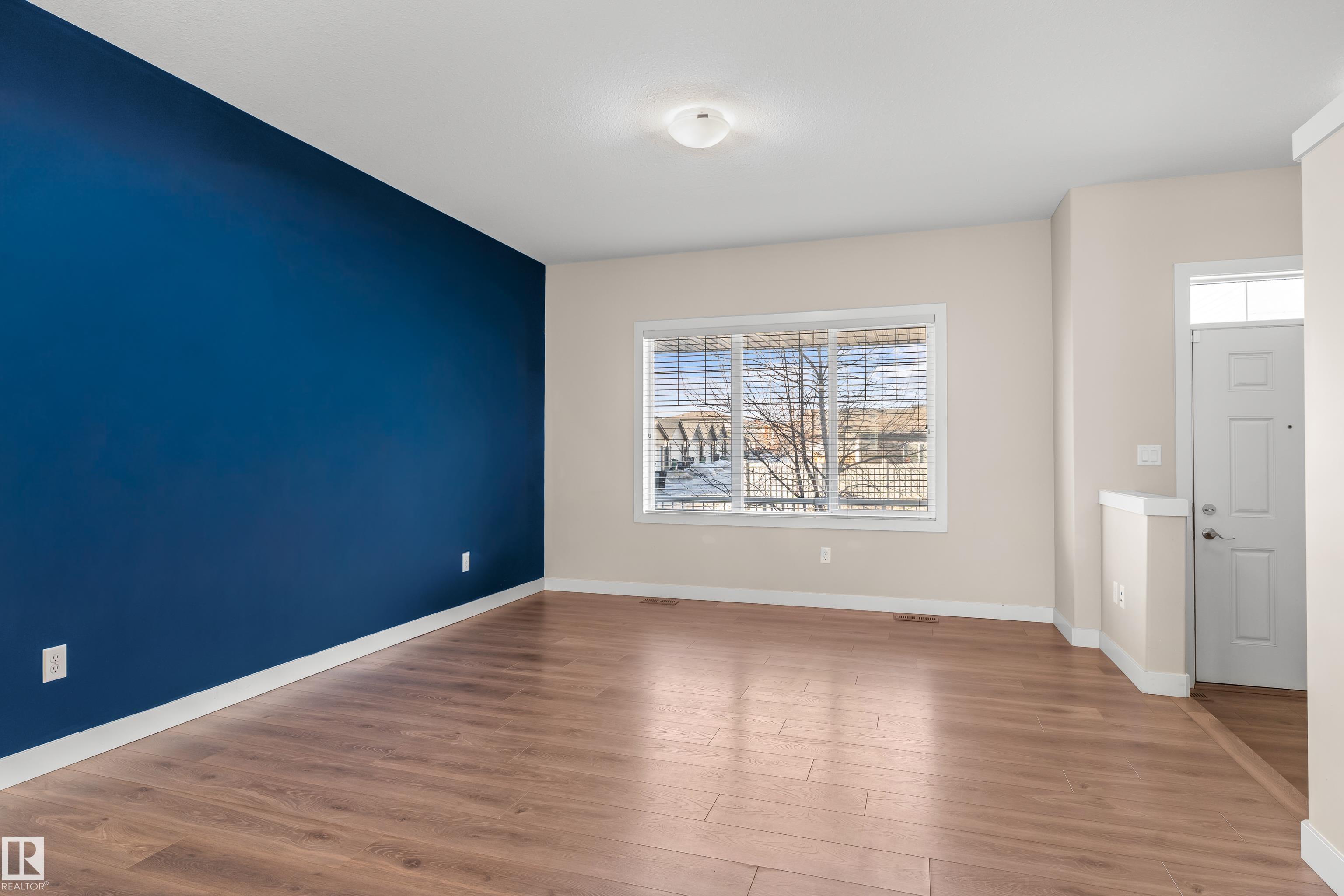 Photo 6 at 8727 221 Street NW, Rosenthal, Edmonton